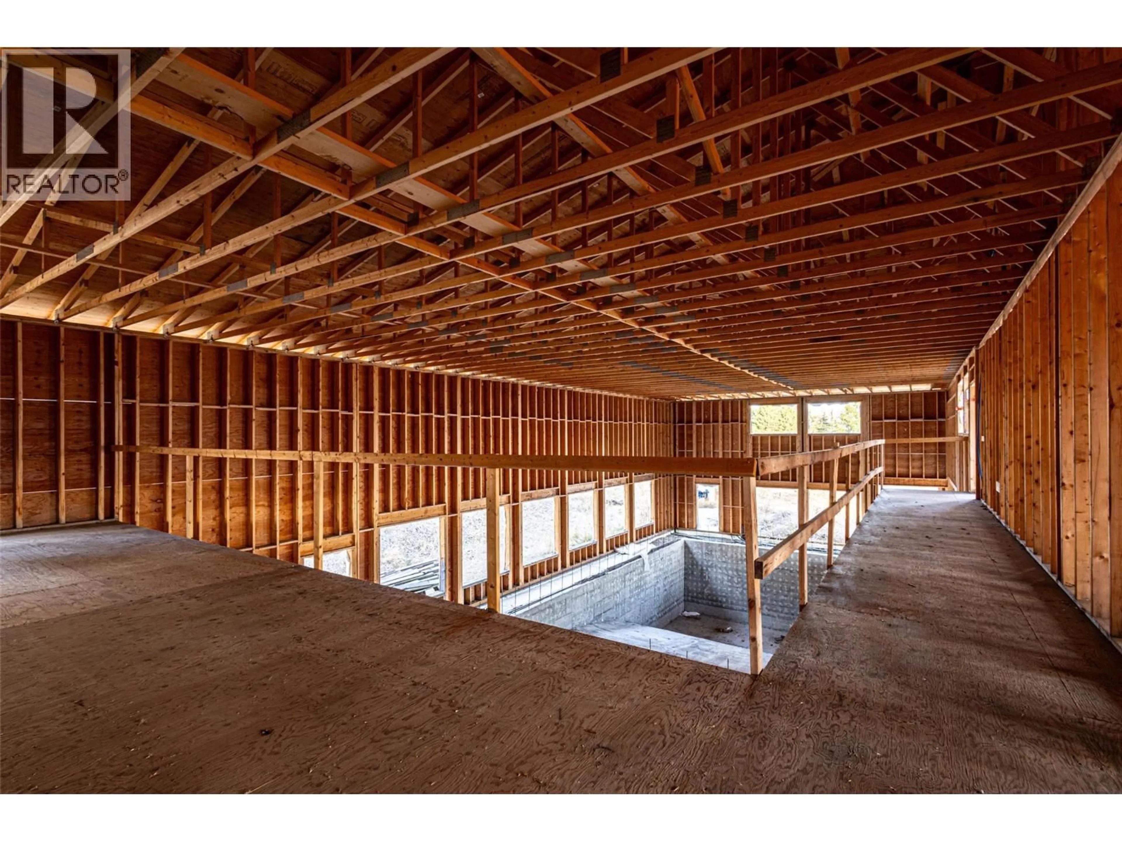 Unknown for 4976 PRINCETON AVENUE, Peachland British Columbia V0H1X8