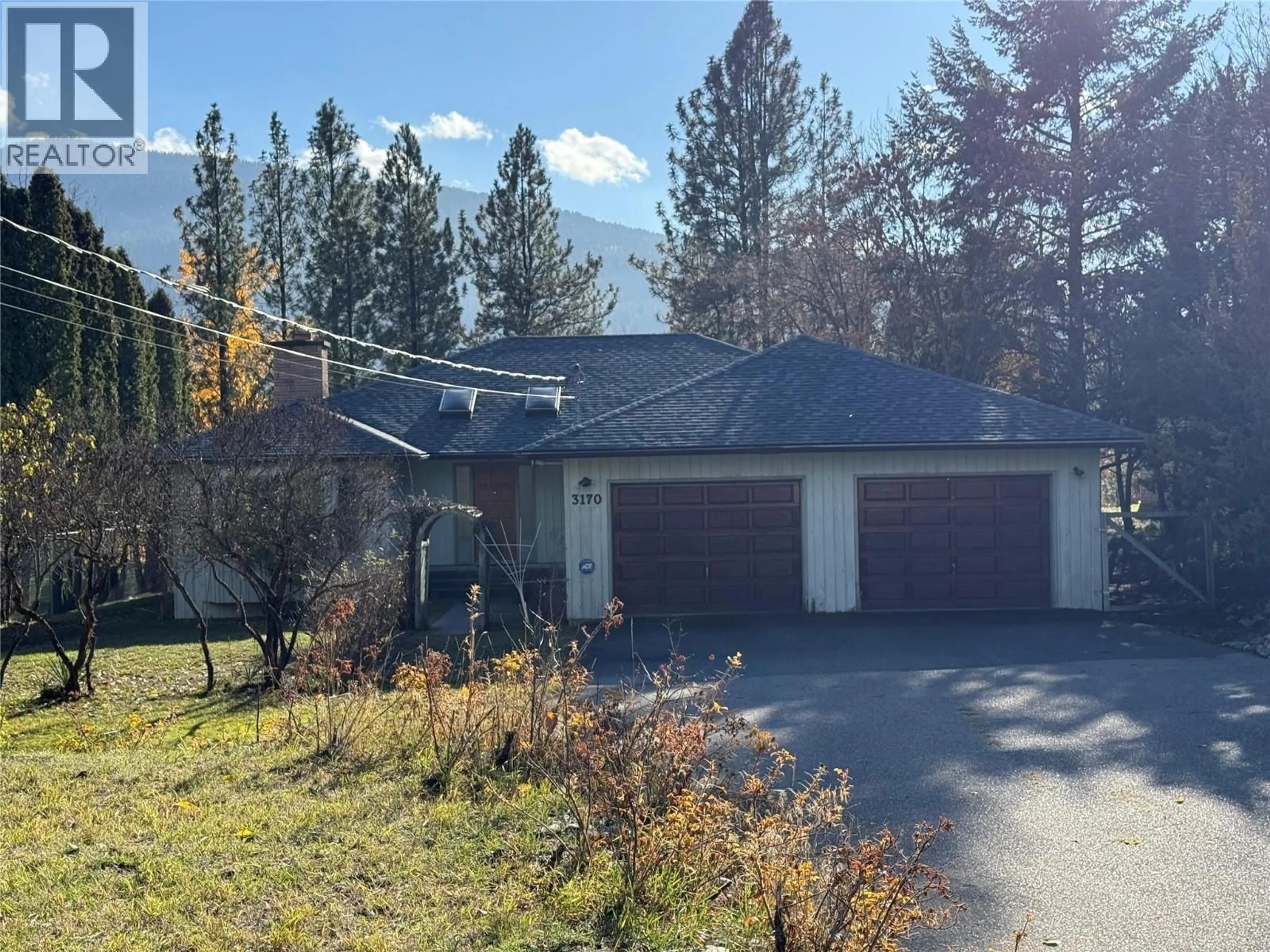 A pic from outside/outdoor area/front of a property/back of a property/a pic from drone, unknown for 3170 HALL FRONTAGE ROAD, Grand Forks British Columbia V0H1H5