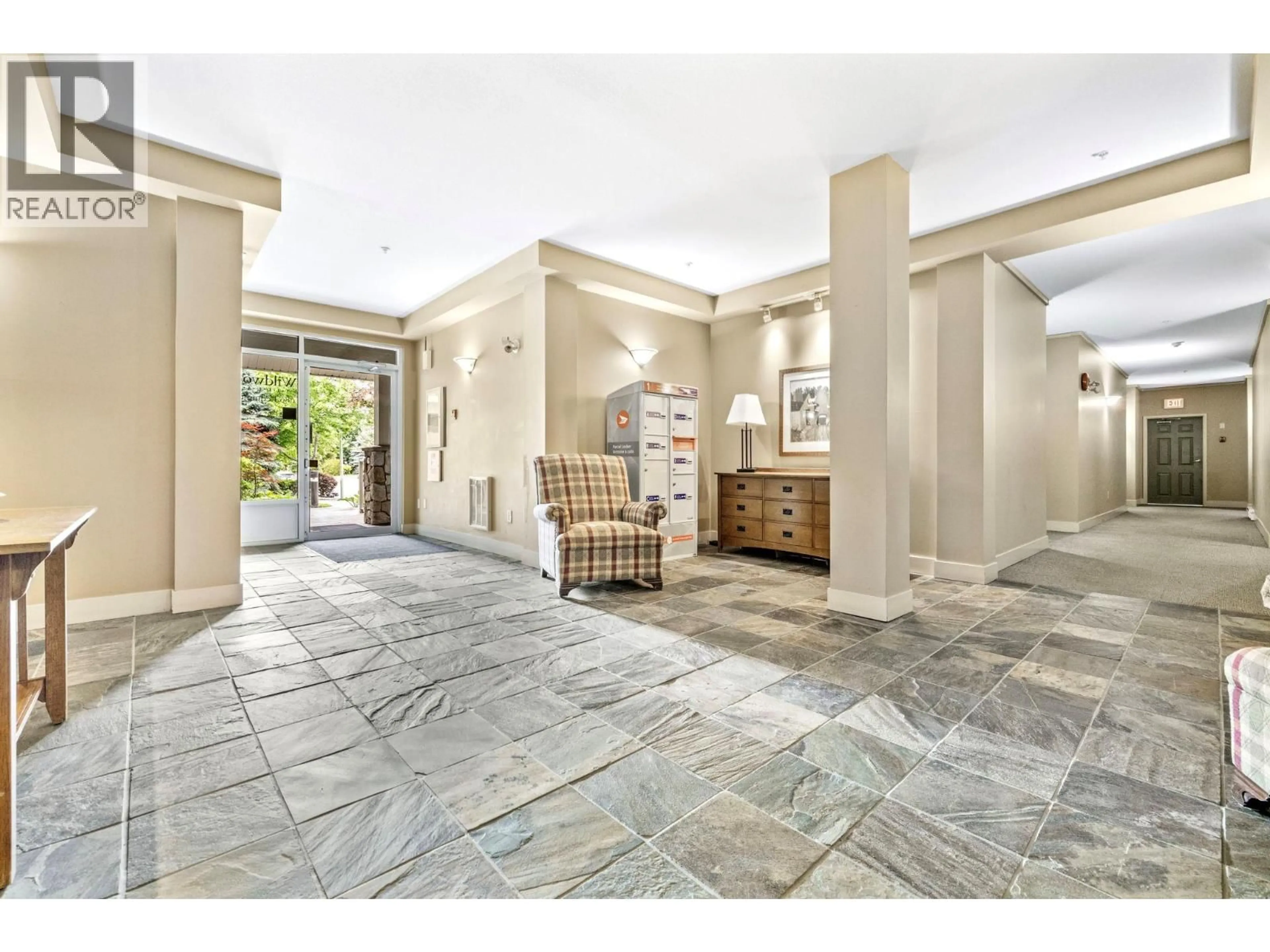 Indoor foyer for 306 - 686 LEQUIME ROAD, Kelowna British Columbia V1W1A4