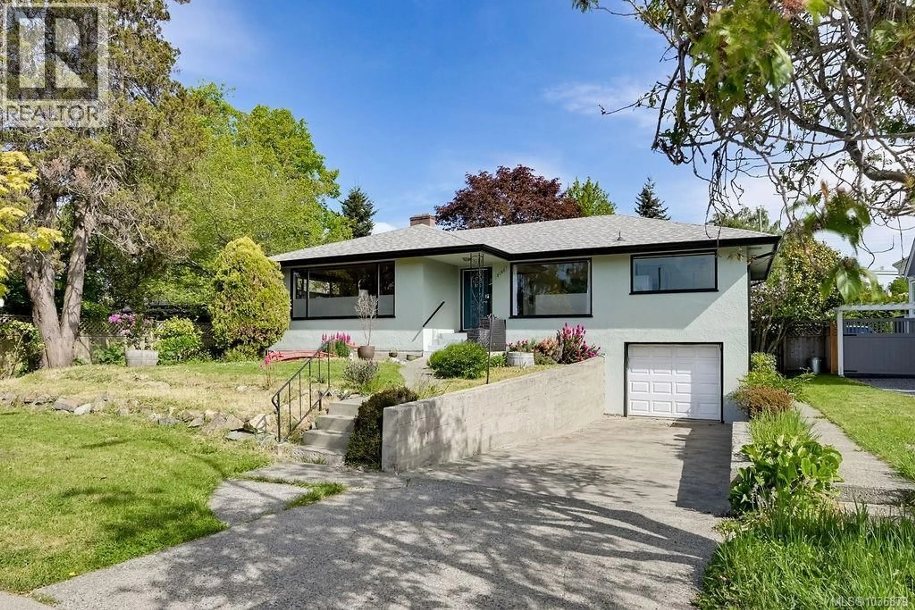Unknown for 2106 NEIL STREET, Oak Bay British Columbia V8R3E4