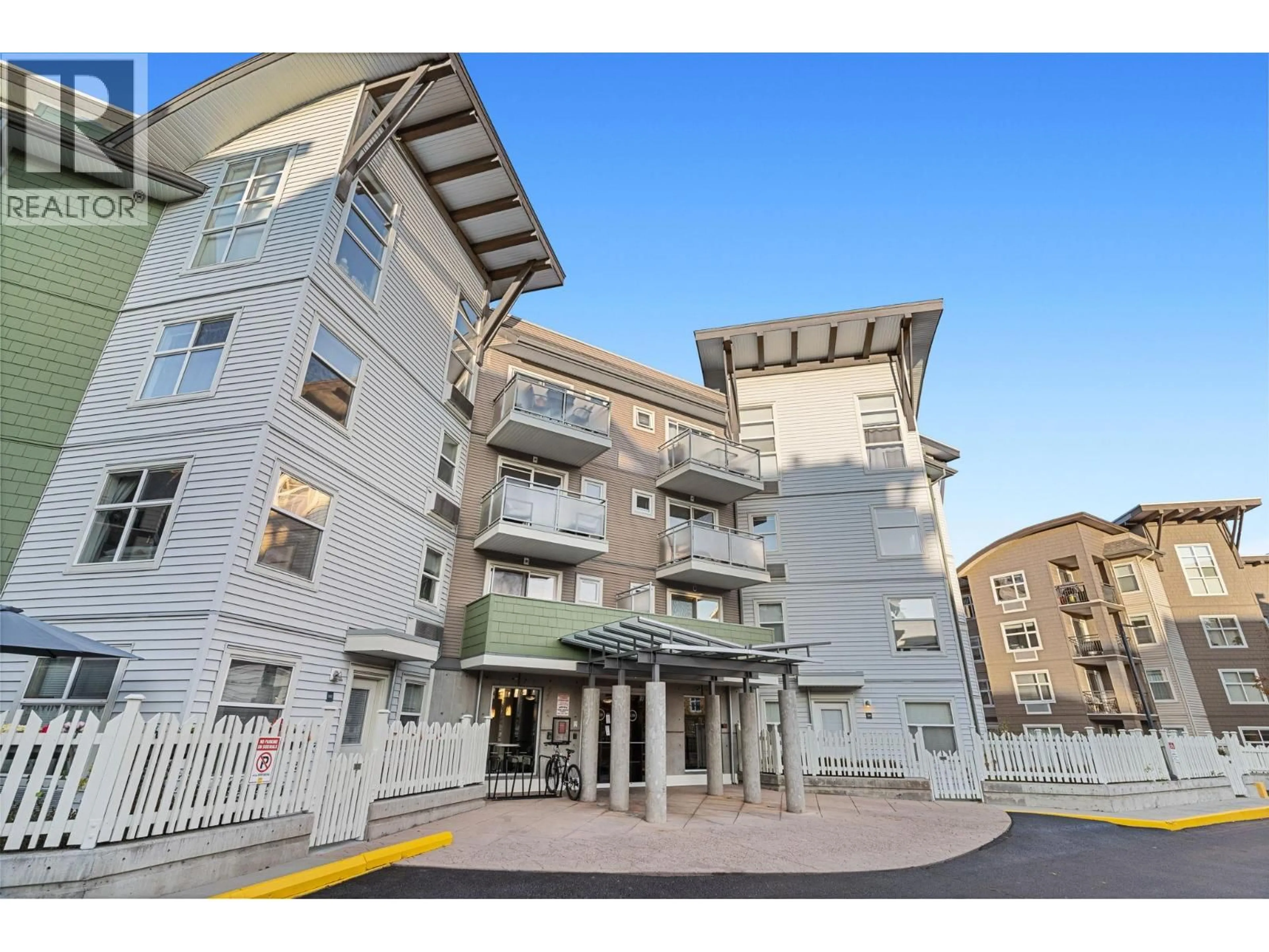 Unknown for 104 - 539 YATES ROAD, Kelowna British Columbia V1V2T8