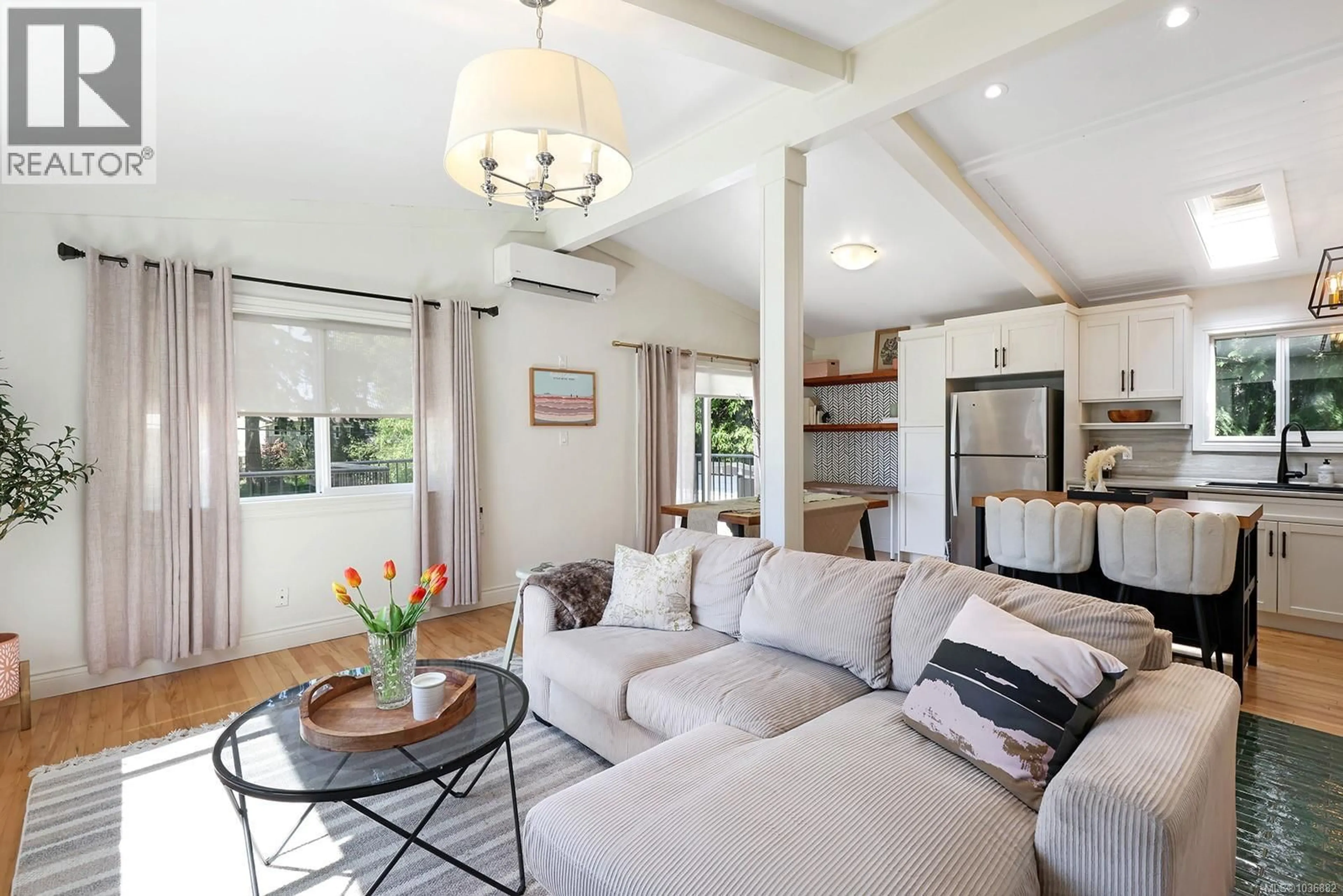 Unknown for 4705/4707 GAIL CRESCENT, Courtenay British Columbia V9N5Y3
