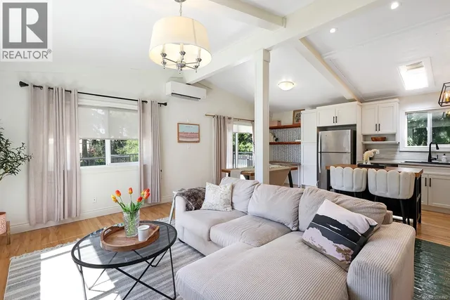4705/4707 GAIL CRESCENT, Courtenay 2