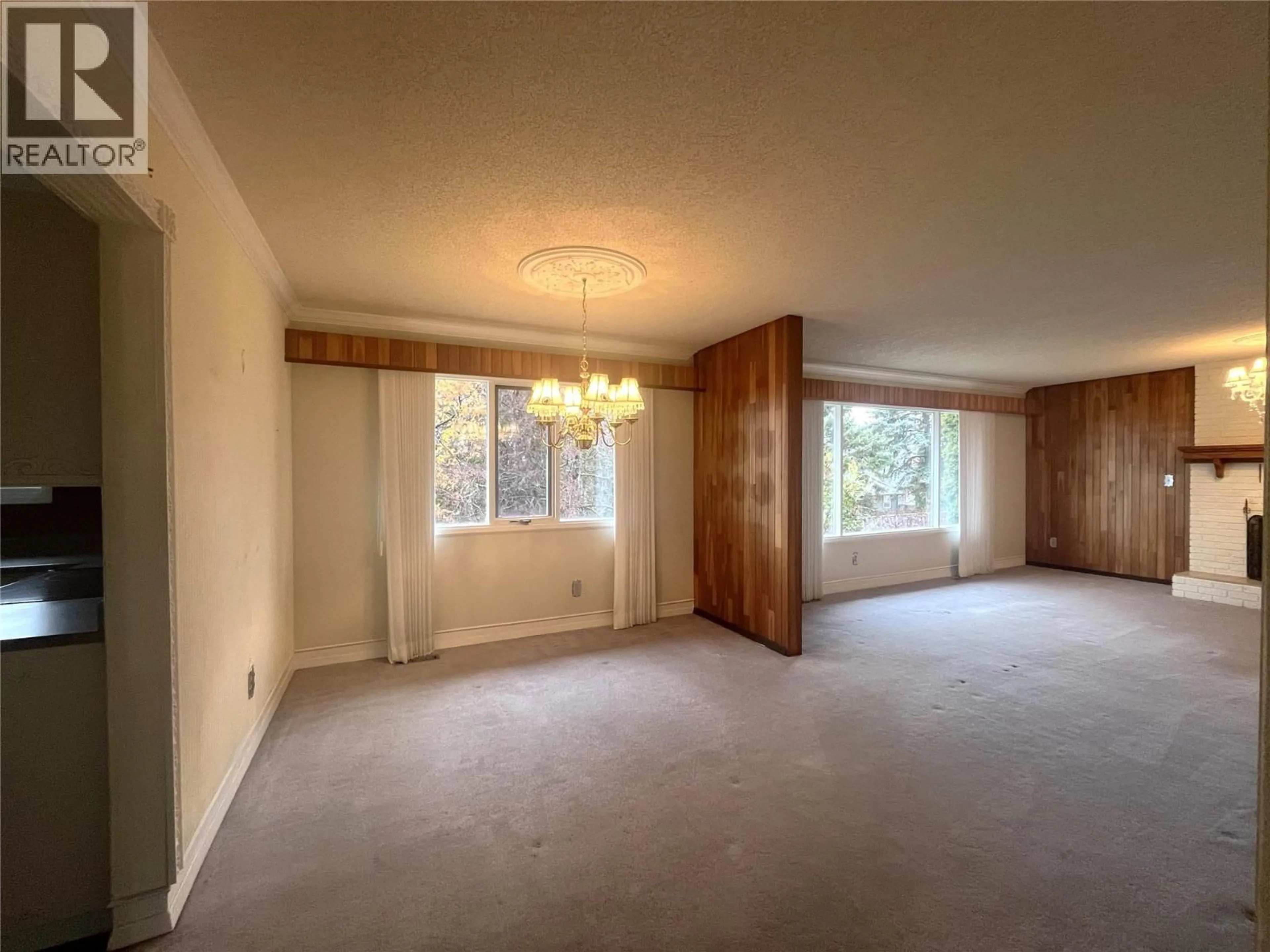 A pic of a room for 2392 QU'APPELLE BOULEVARD, Kamloops British Columbia V2E1T4