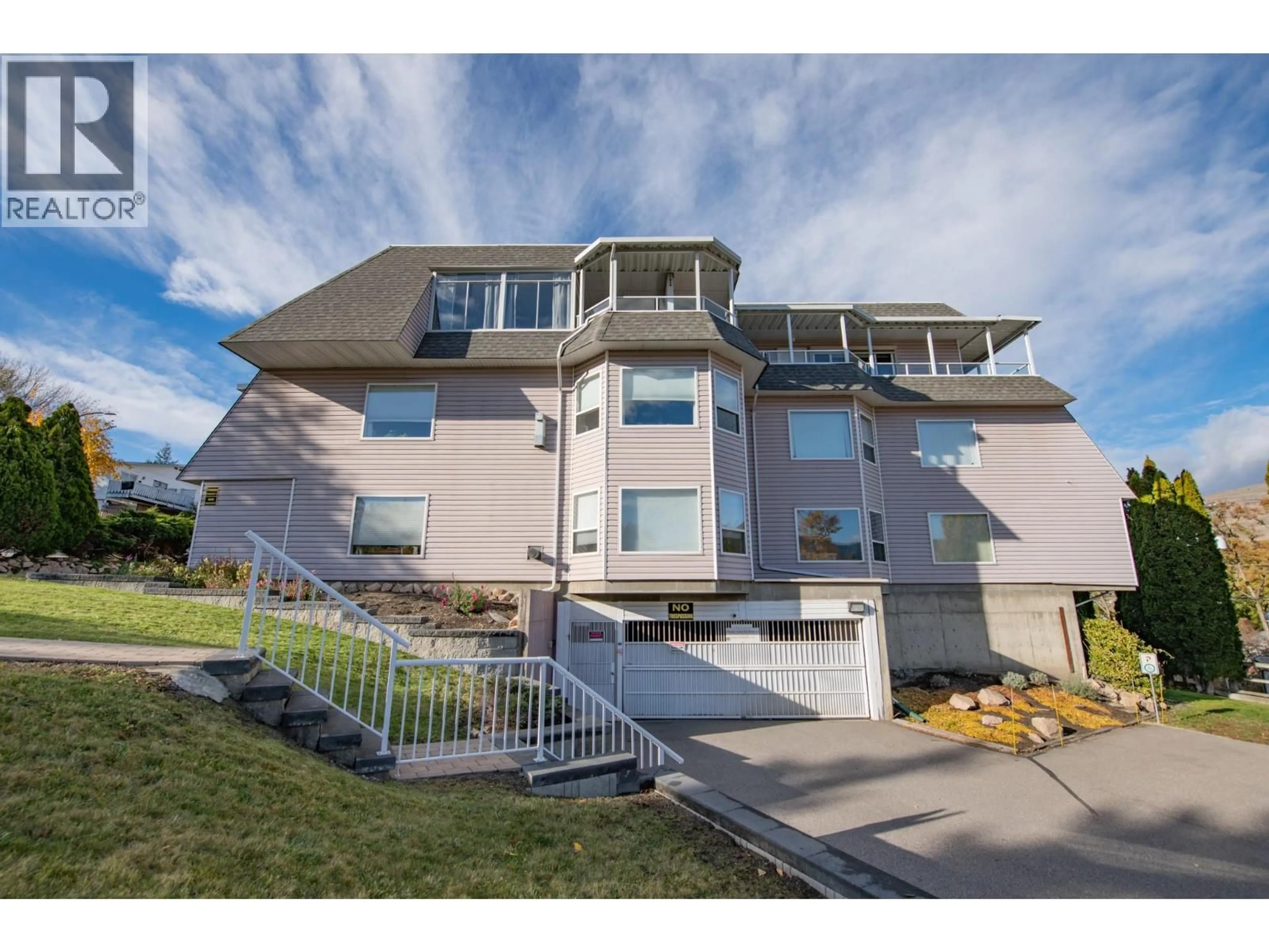 Home with vinyl exterior material, unknown for 309 - 3929 22 AVENUE, Vernon British Columbia V1T7M7