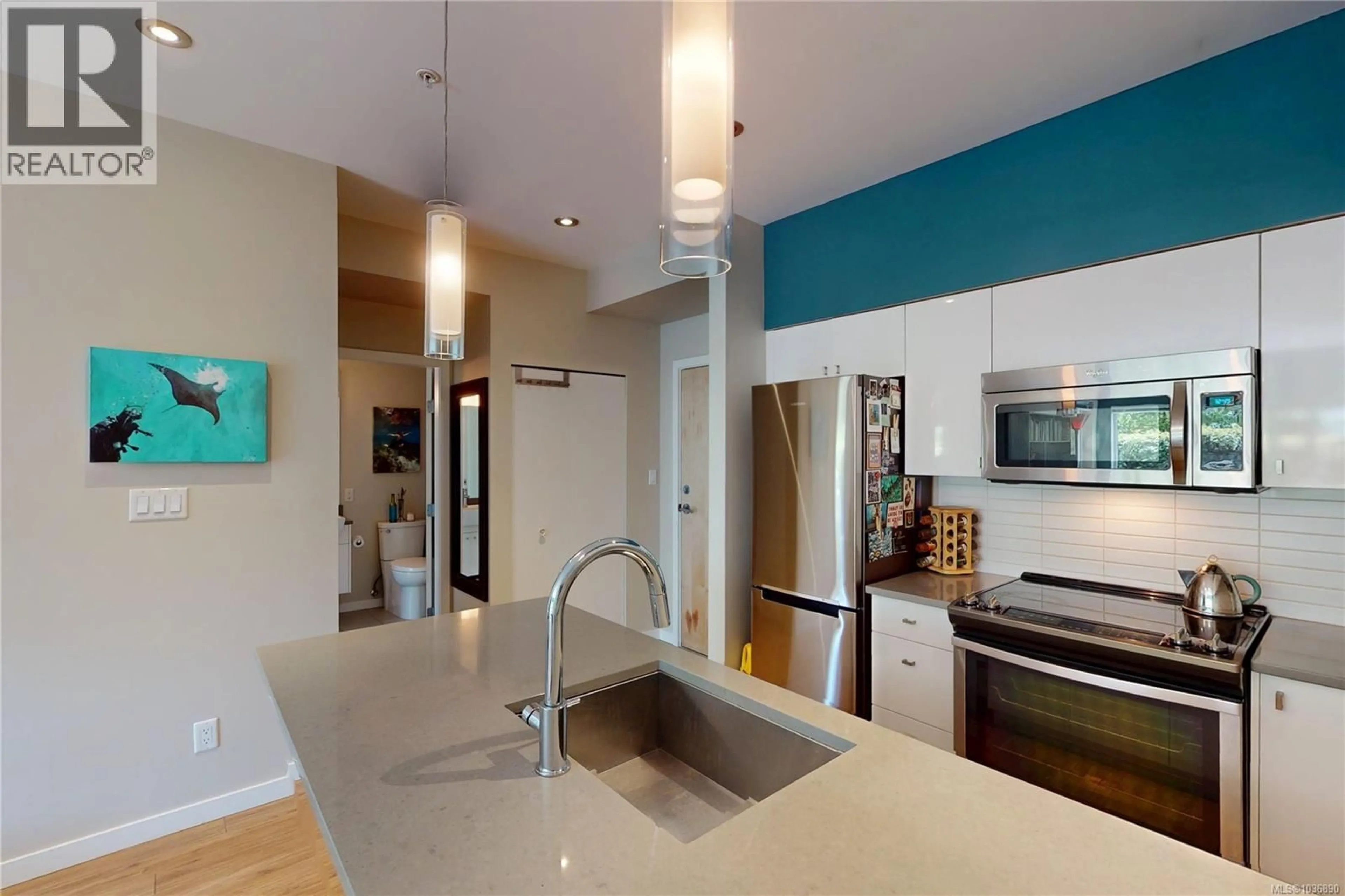 Contemporary kitchen, unknown for 105 - 785 TYEE ROAD, Victoria British Columbia V9A7R5