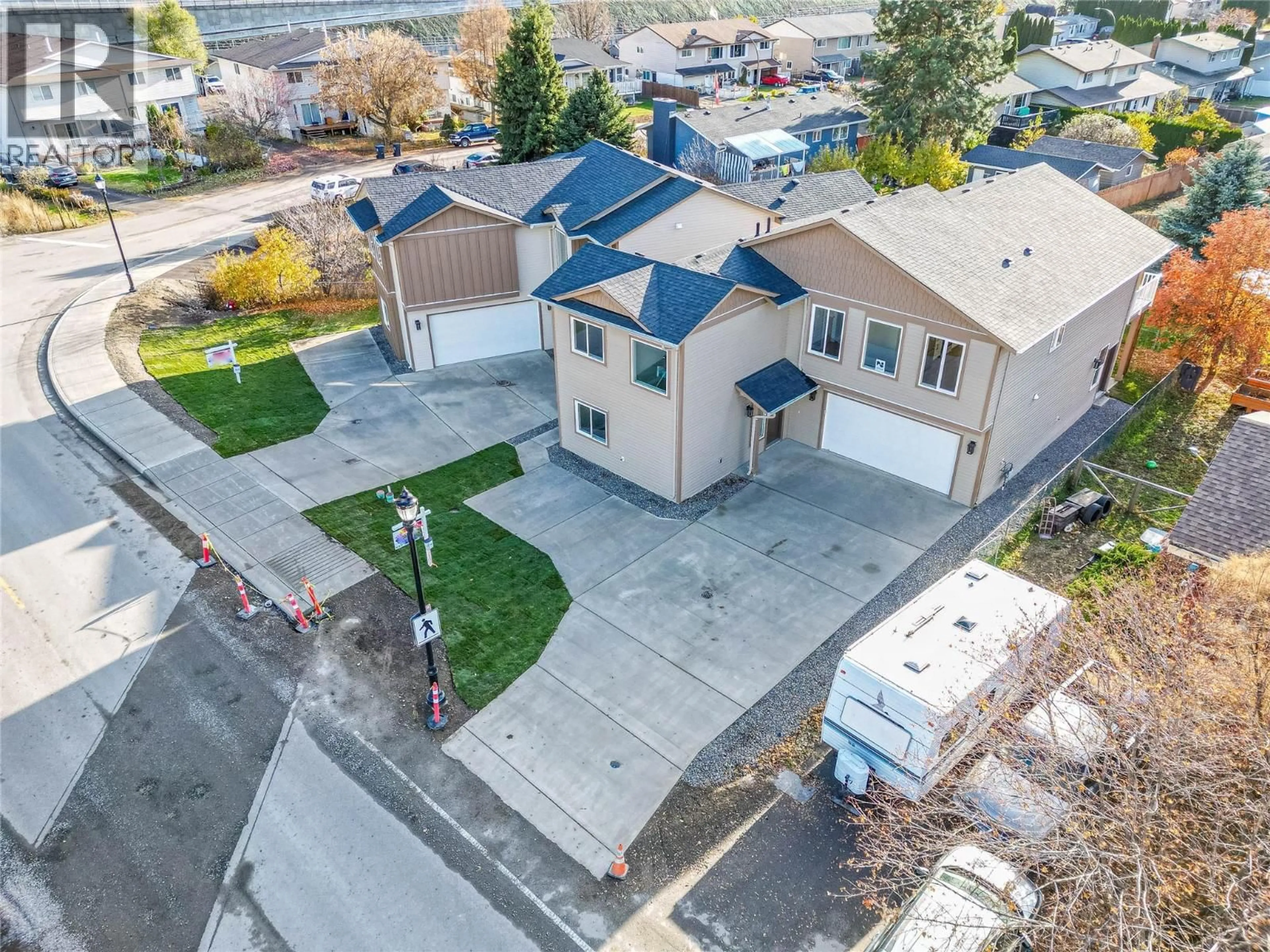 A pic from outside/outdoor area/front of a property/back of a property/a pic from drone, street for 300 BROOKE DRIVE, Chase British Columbia V0E1M0