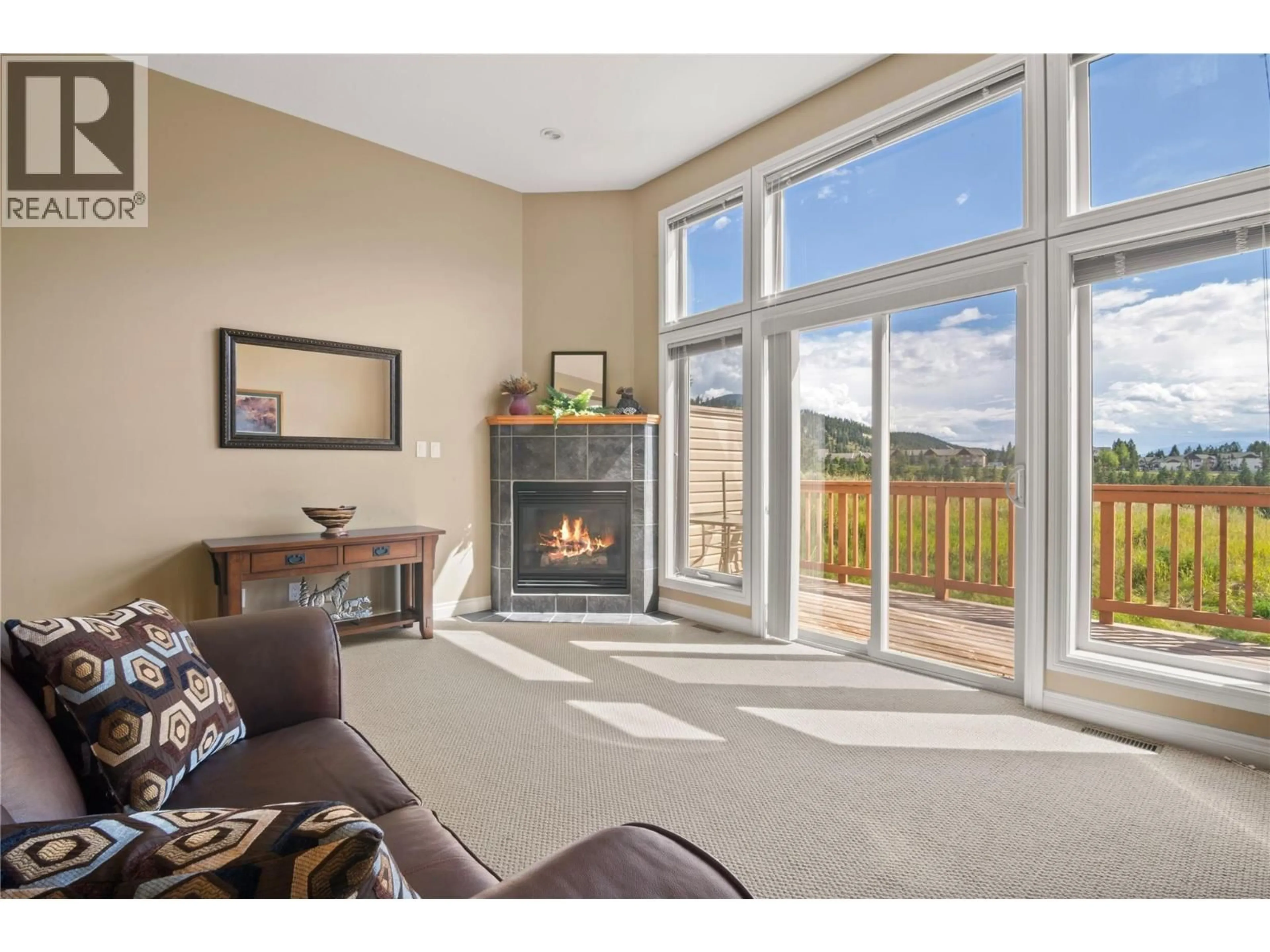 Living room with furniture, unknown for 18 - 4878 RIDGE ROAD, Radium Hot Springs British Columbia V0A1M0