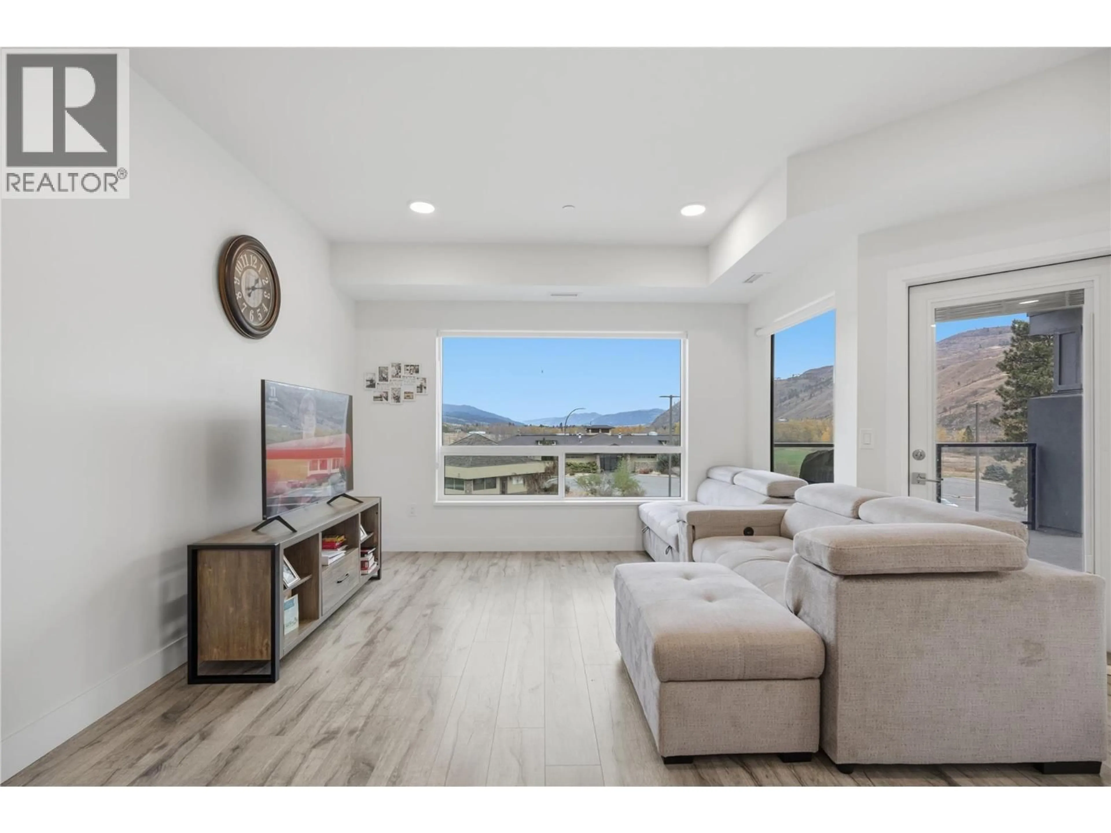 Living room with furniture, ceramic/tile floor for 210 - 651 DUNES DRIVE, Kamloops British Columbia V2B8M8