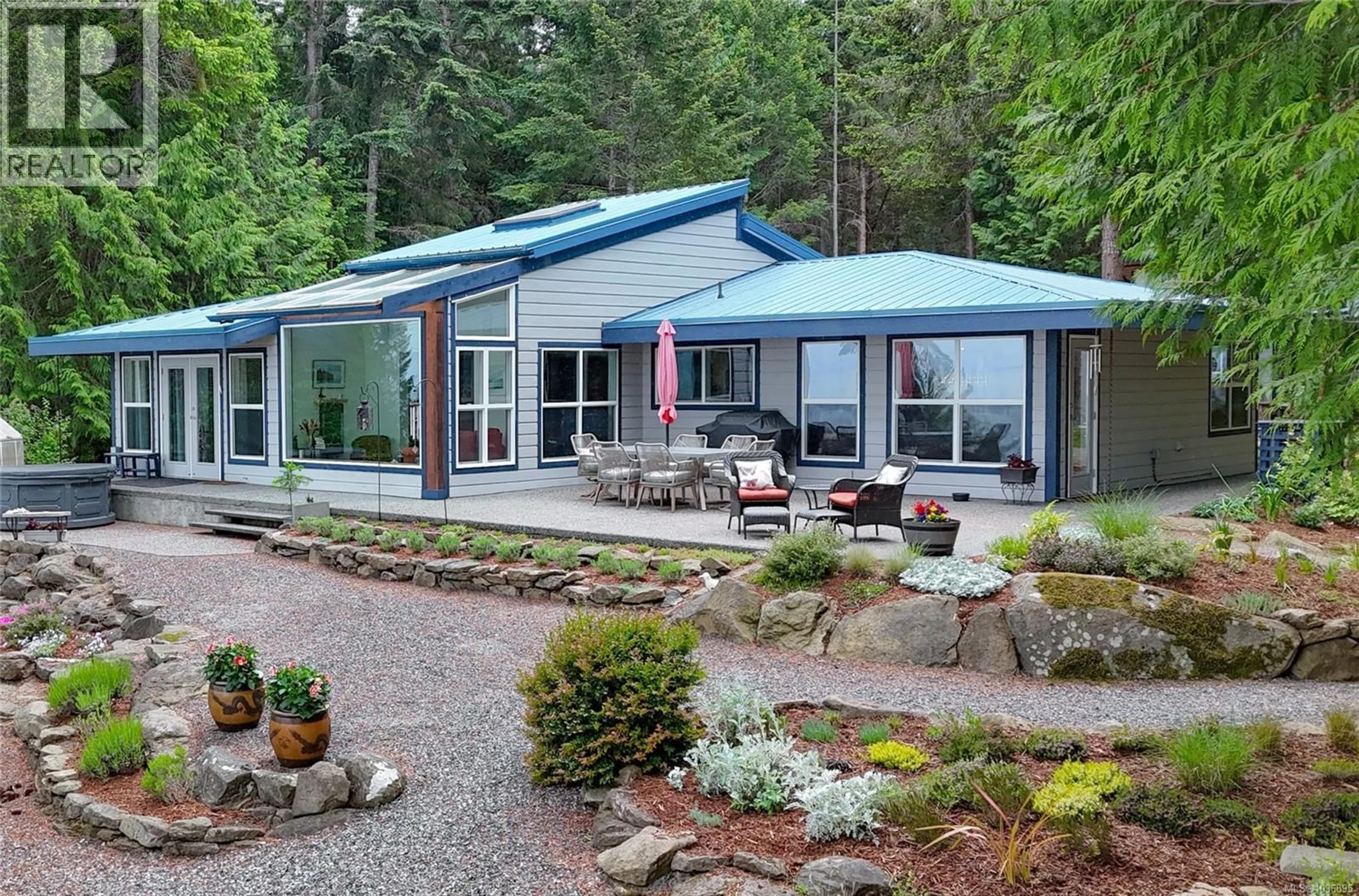 Home with vinyl exterior material, unknown for 671 HORSESHOE ROAD, Gabriola Island British Columbia V0R1X3