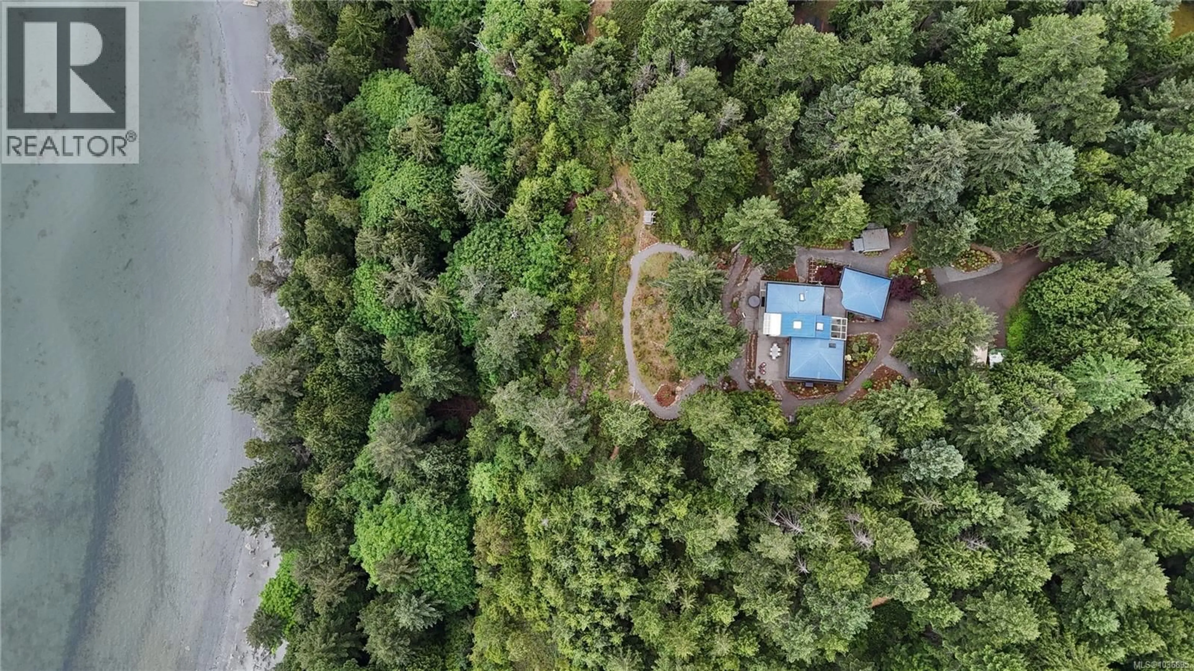 A pic from outside/outdoor area/front of a property/back of a property/a pic from drone, forest/trees view for 671 HORSESHOE ROAD, Gabriola Island British Columbia V0R1X3