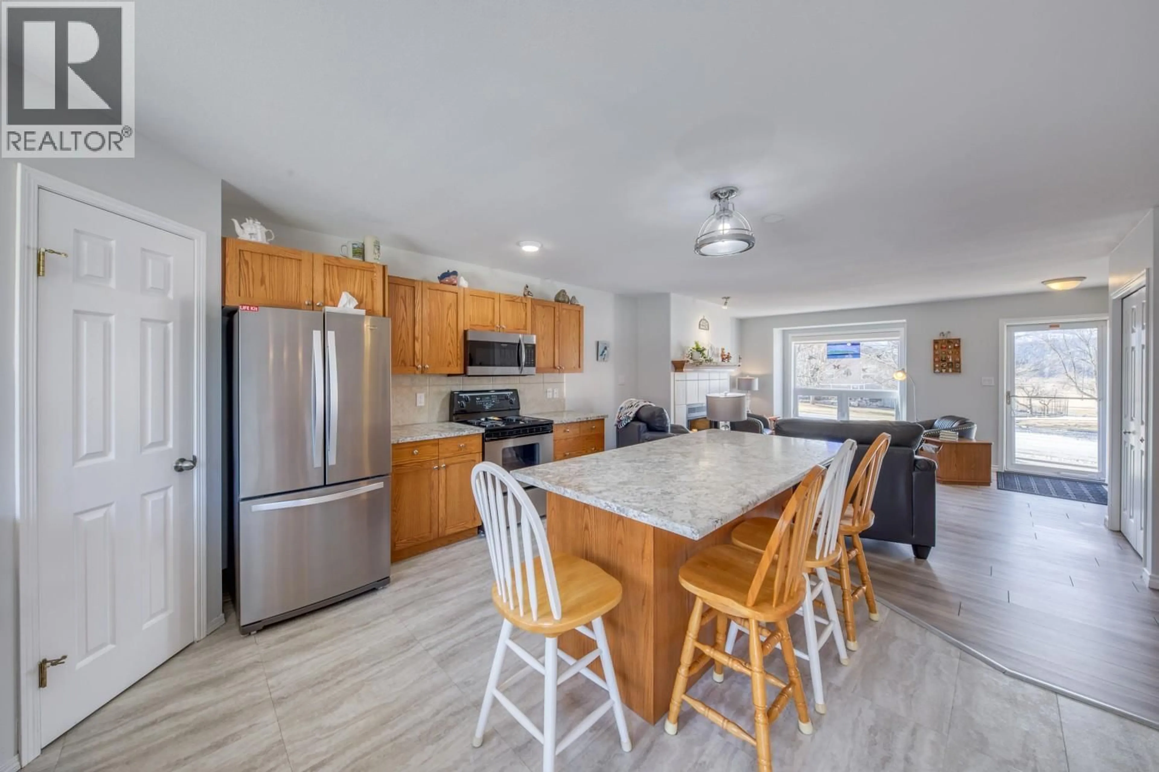Open concept kitchen, unknown for 4887 GLEN EAGLE DRIVE, Fairmont Hot Springs British Columbia V0B1L1