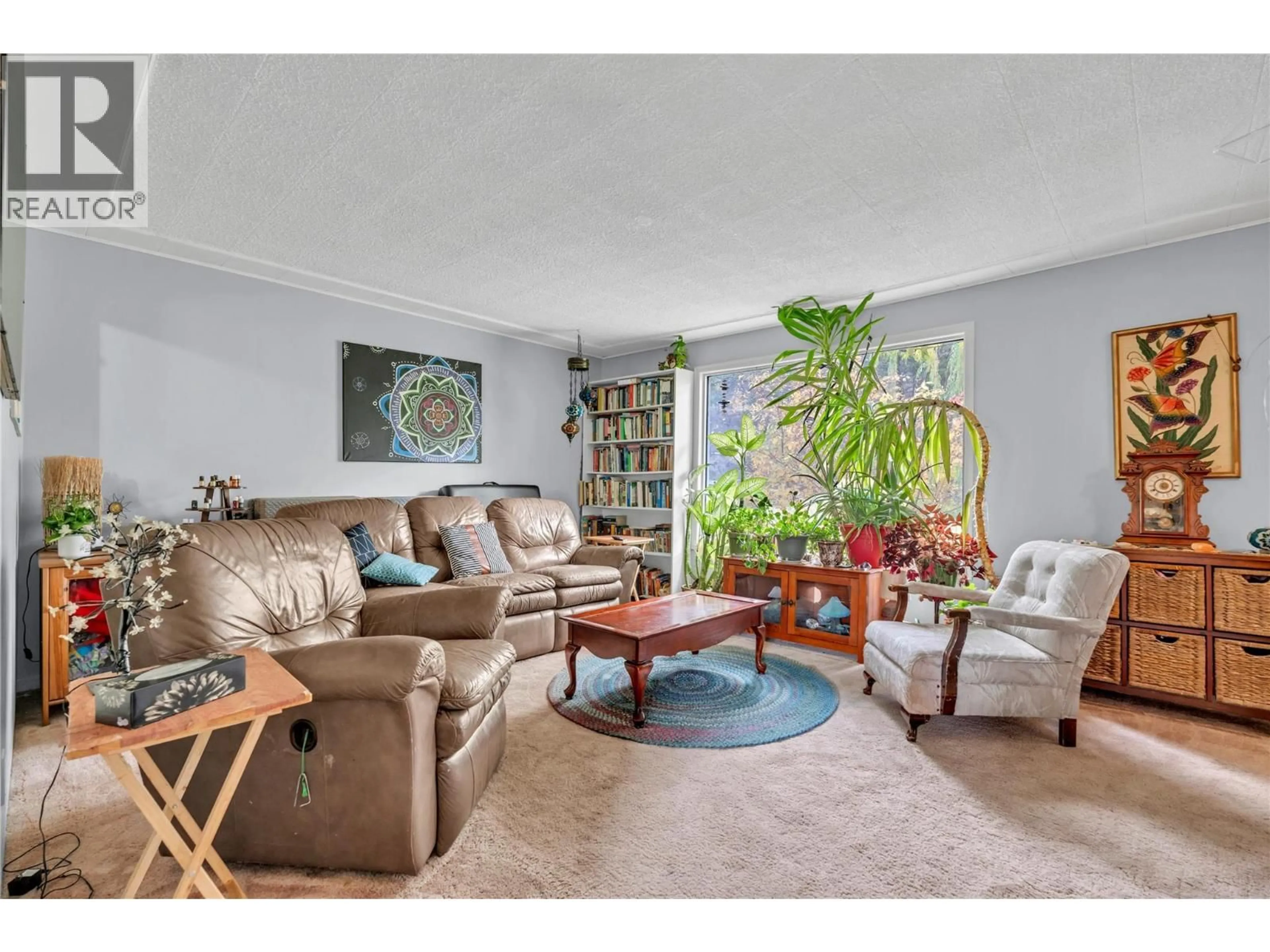 Living room with furniture, unknown for 16403 GARNET VALLEY ROAD, Summerland British Columbia V0H1Z3