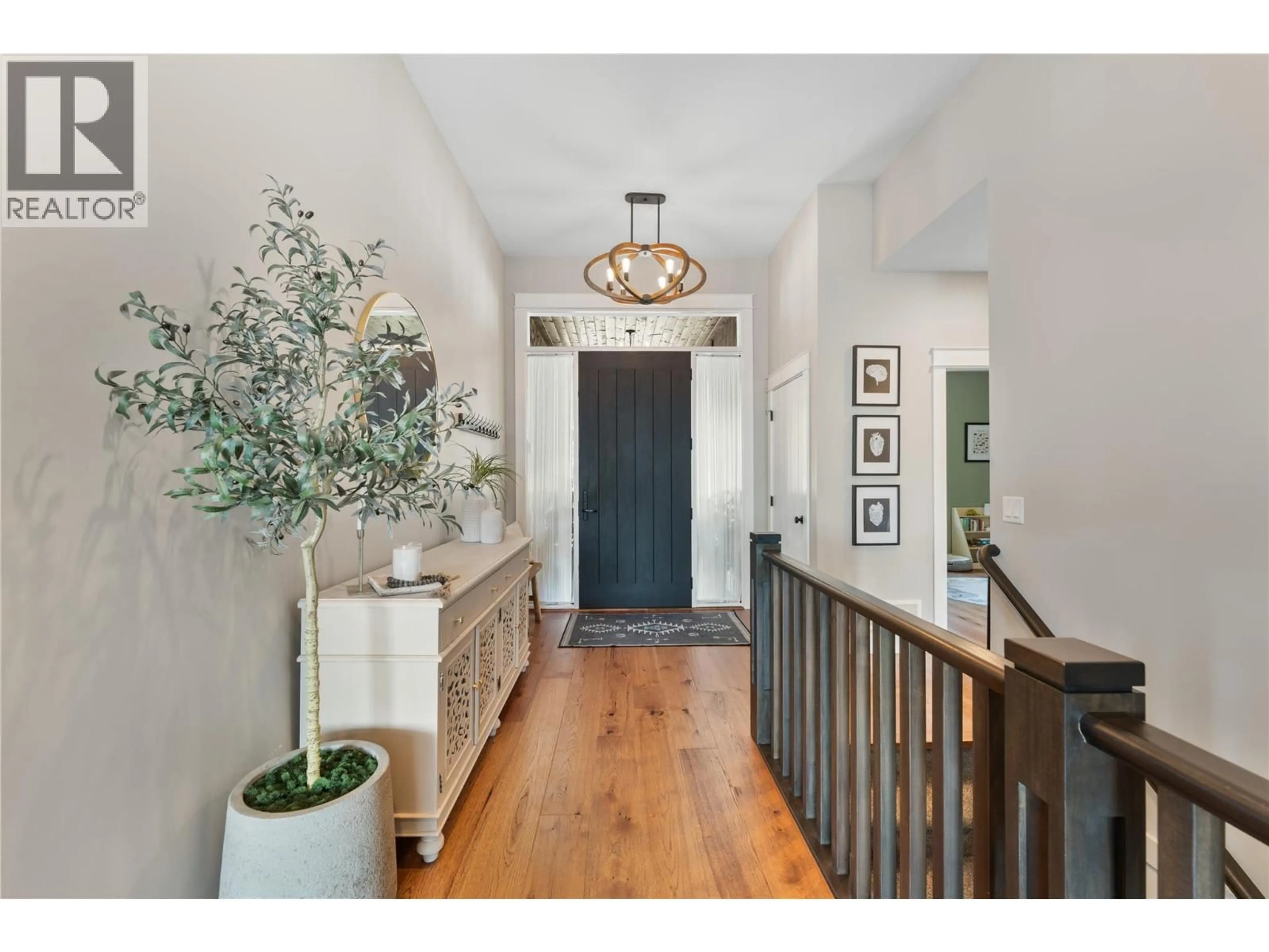 Indoor entryway for 13301 APEX LANE, Lake Country British Columbia V4V2W3