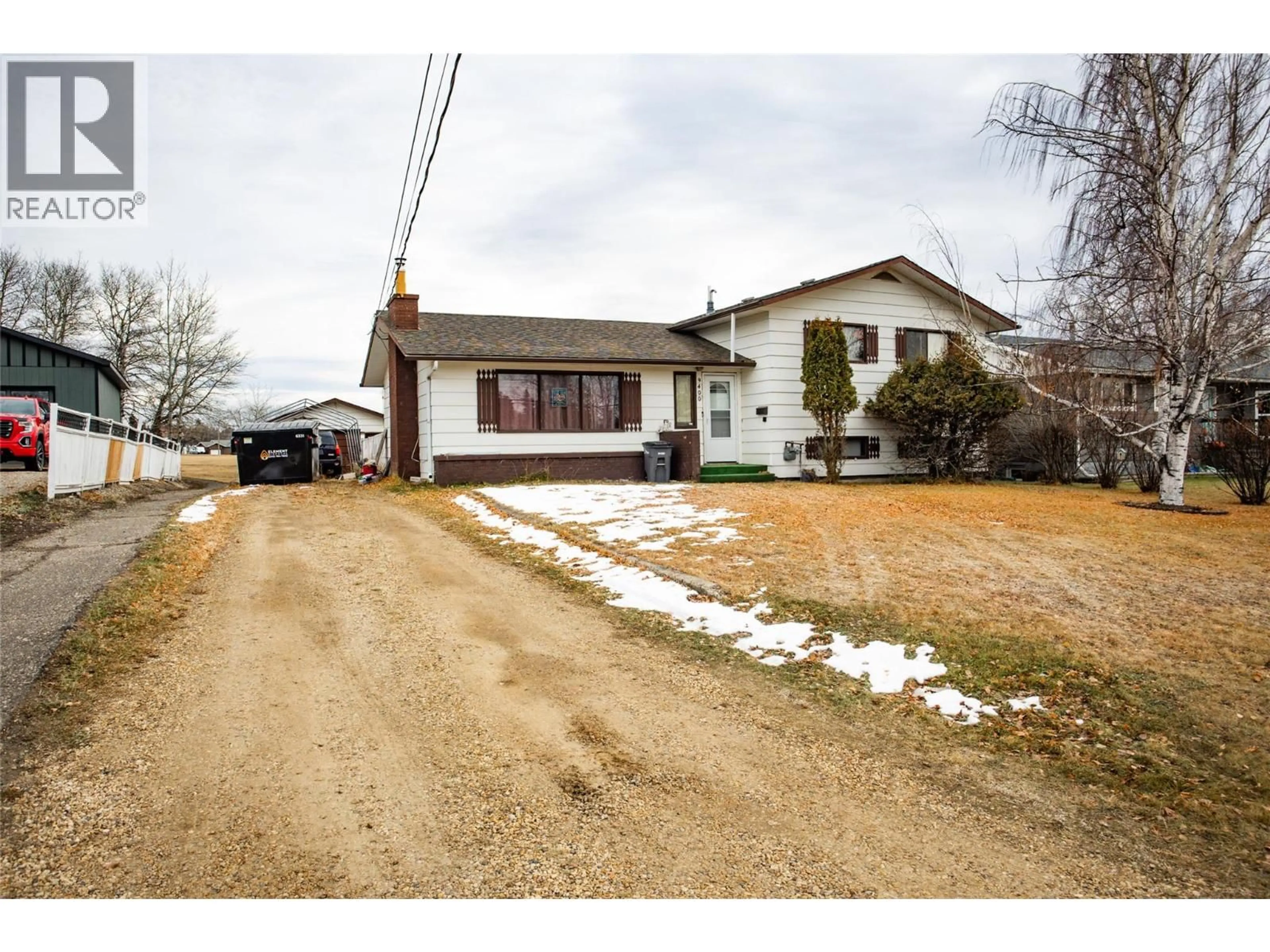 A pic from outside/outdoor area/front of a property/back of a property/a pic from drone, street for 9400 RAVINE DRIVE, Dawson Creek British Columbia V1G3V6