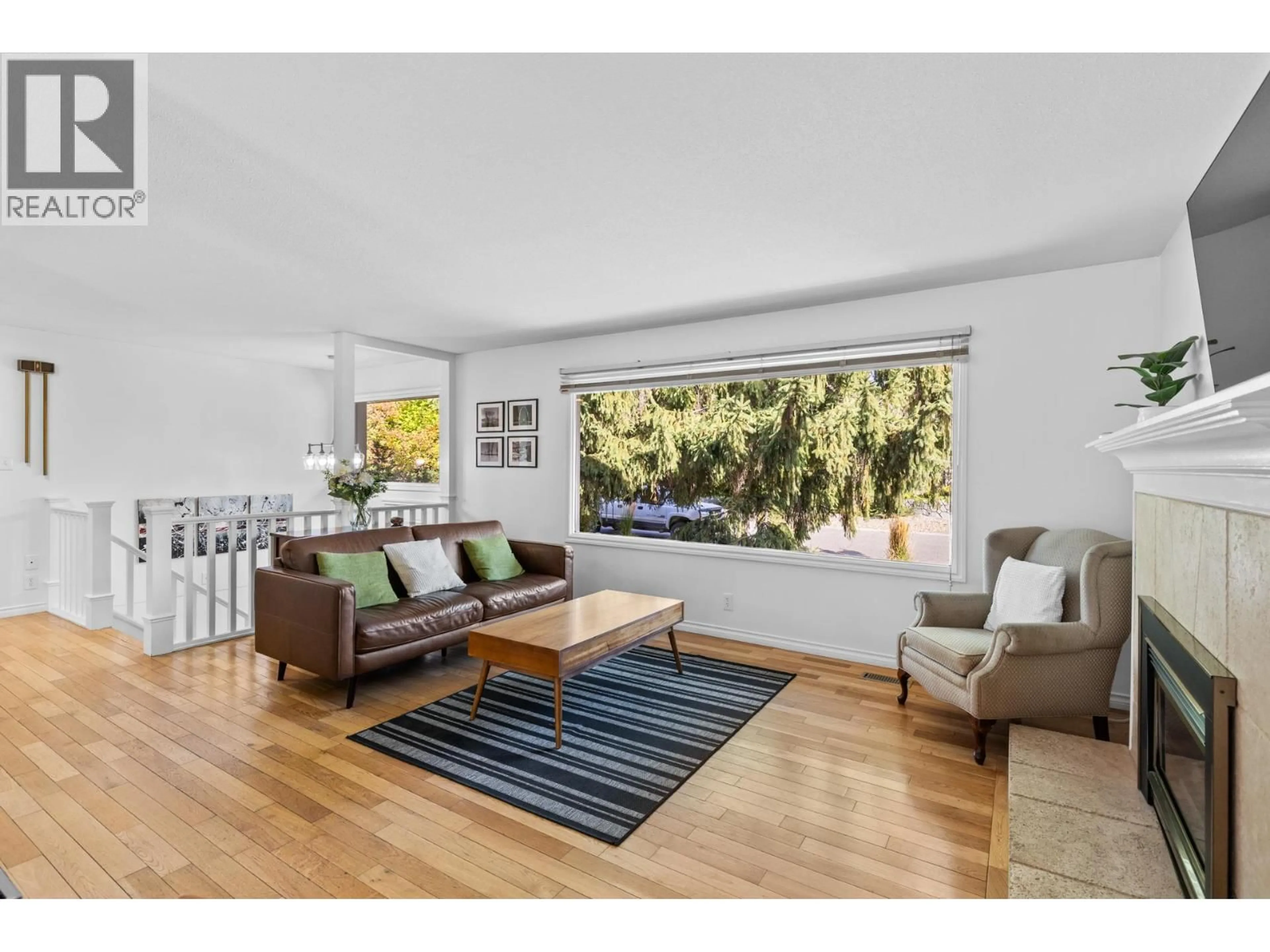 Living room with furniture, unknown for 1112 PINECREST LANE, Kelowna British Columbia V1Y4L5