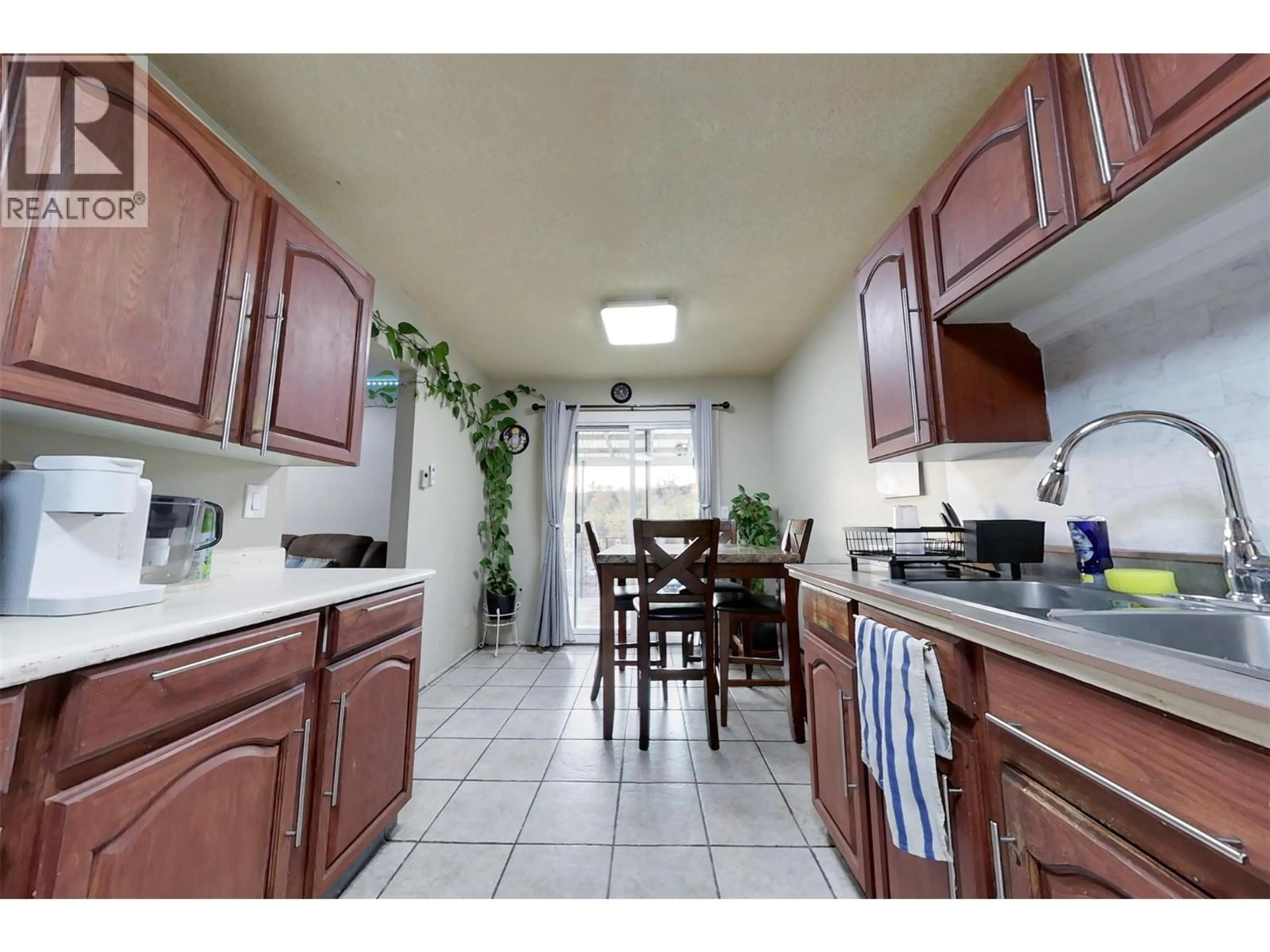 Standard kitchen, ceramic/tile floor for 1237 32ND S AVENUE, Erickson British Columbia V0B1G1