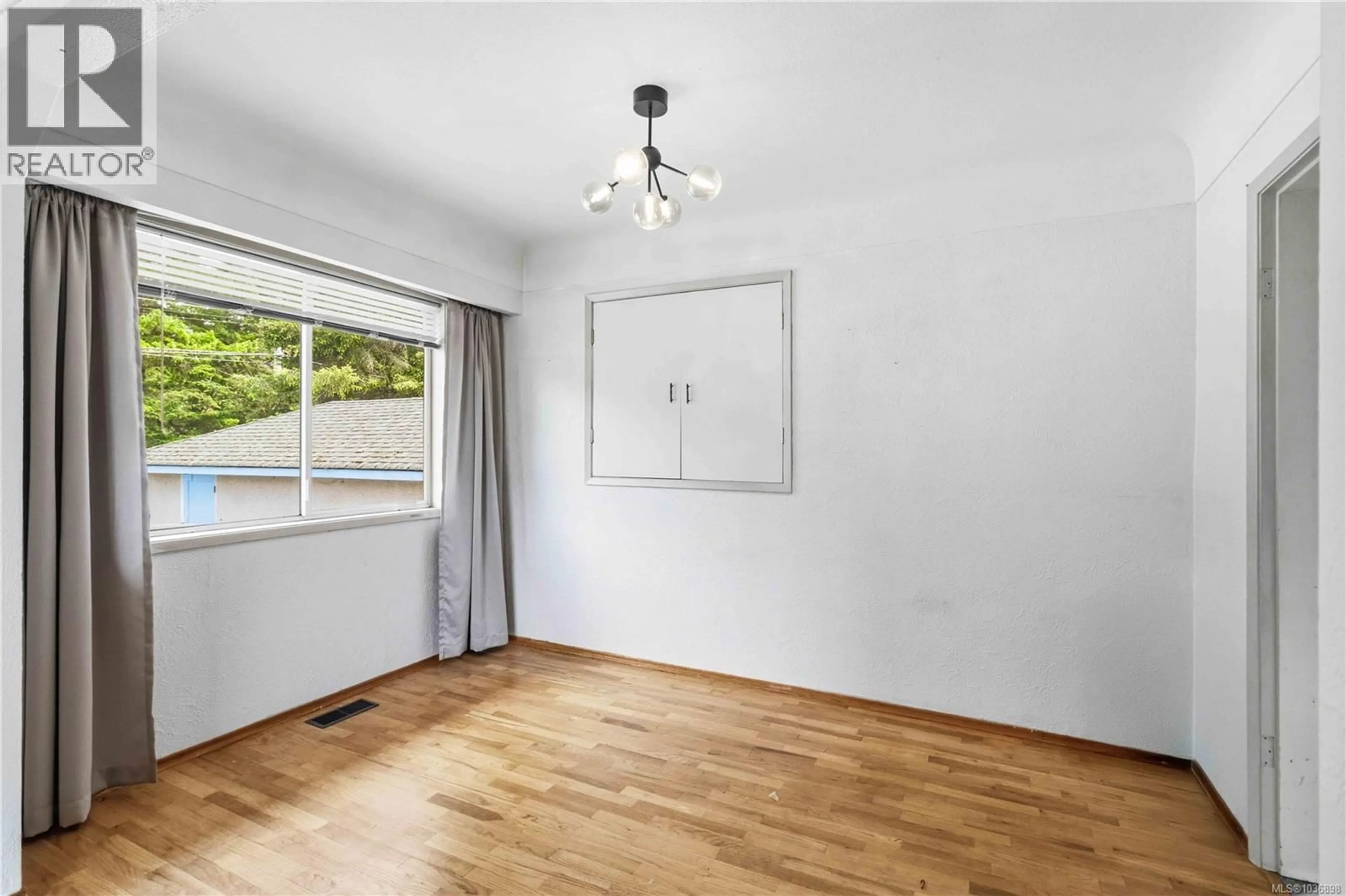 A pic of a room for 993 MCCALLUM ROAD, Langford British Columbia V9B4C7