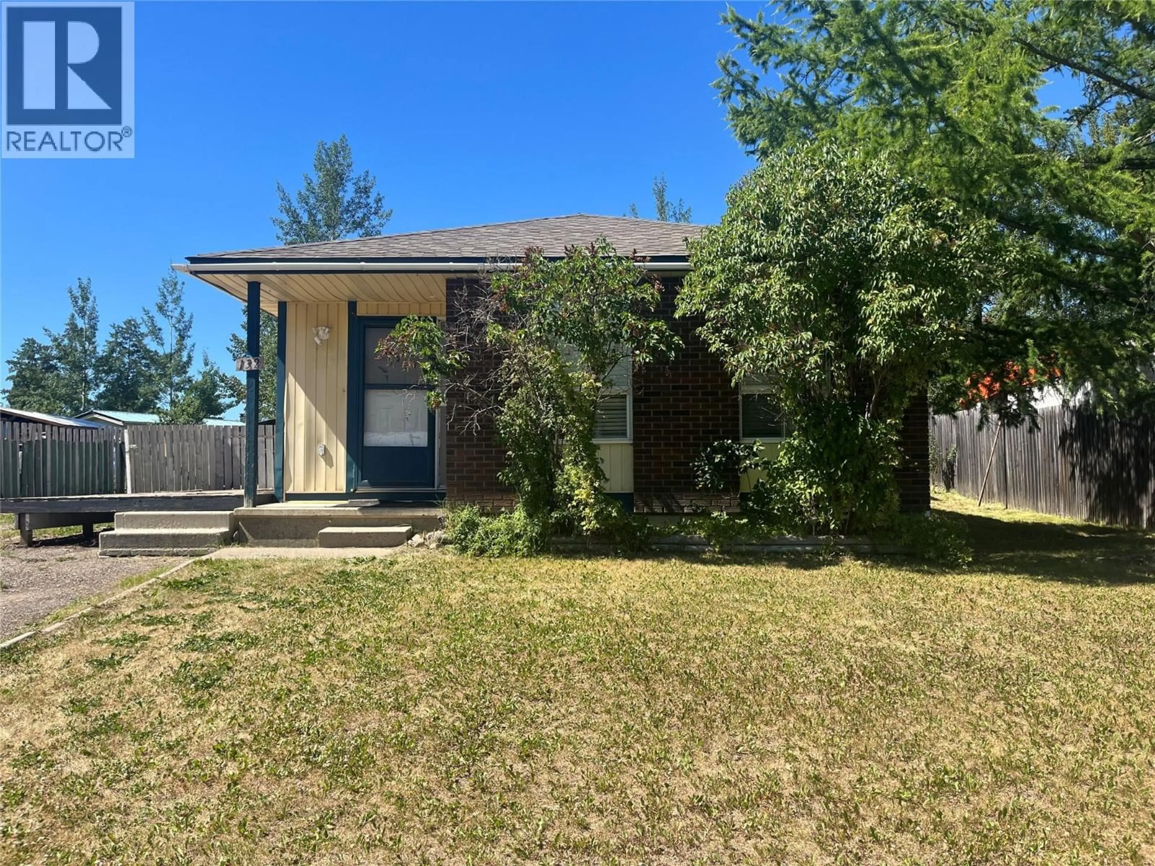 A pic from outside/outdoor area/front of a property/back of a property/a pic from drone, street for 132 SPRUCE AVENUE, Tumbler Ridge British Columbia V0C2W0