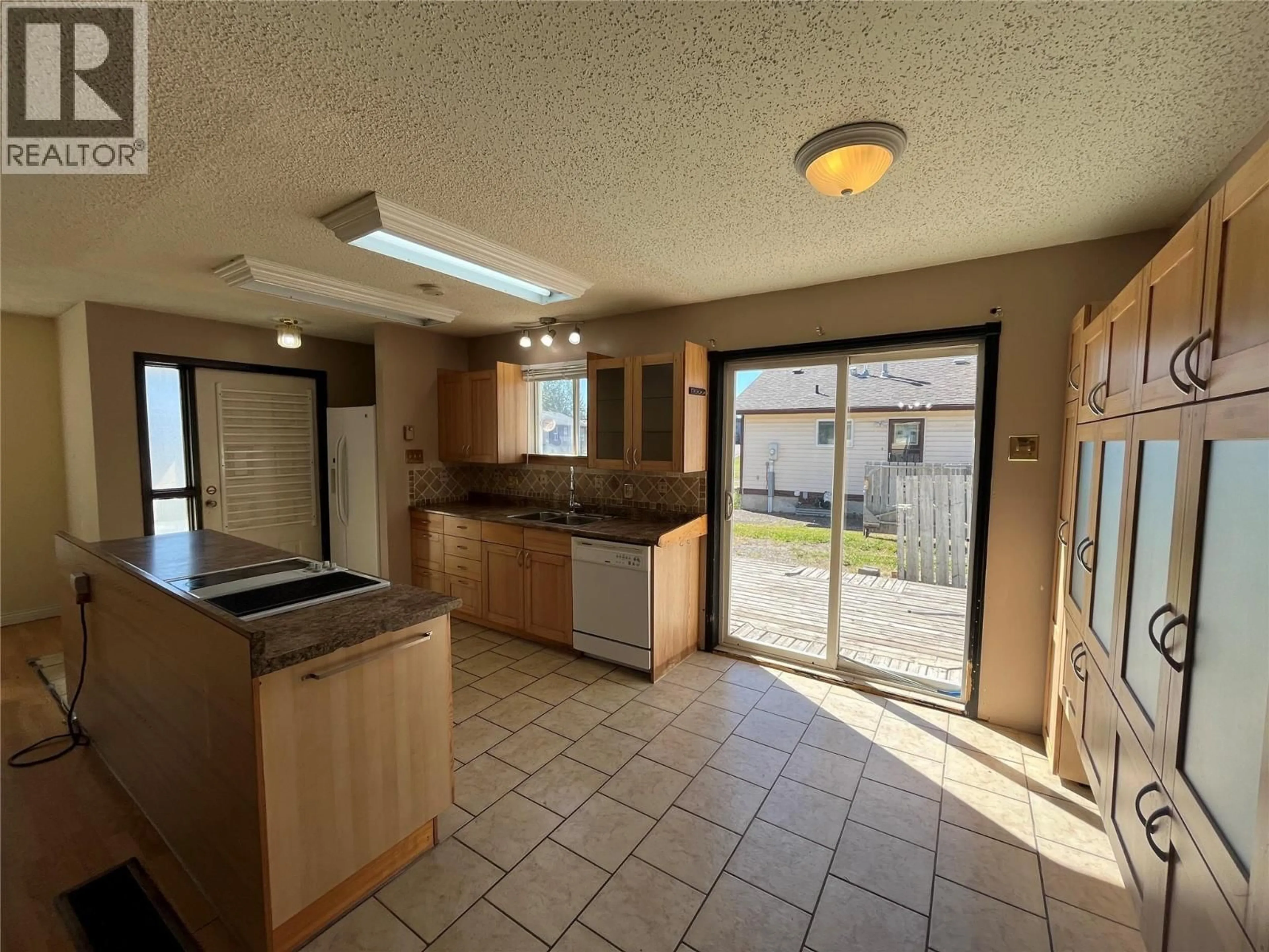 Unknown for 132 SPRUCE AVENUE, Tumbler Ridge British Columbia V0C2W0