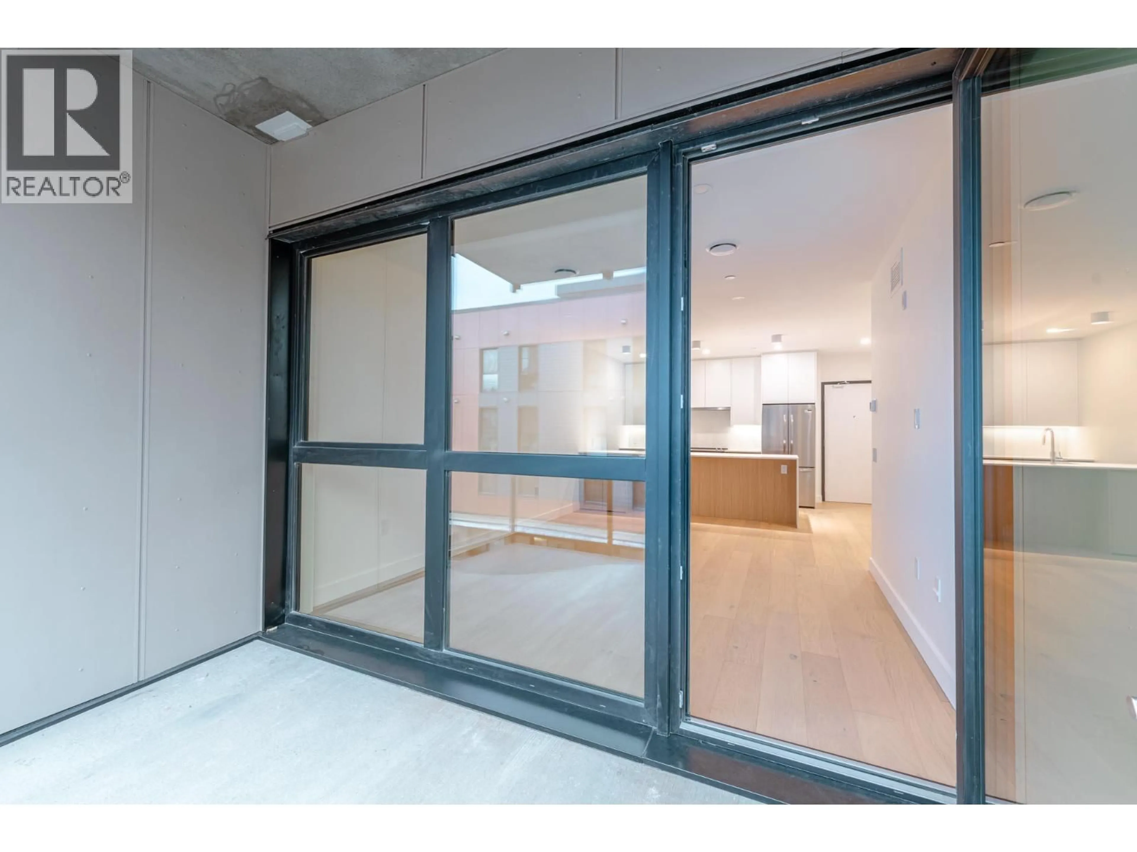 Indoor foyer for 2304 - 1702 COURSIER AVENUE, Revelstoke British Columbia V0E2S0