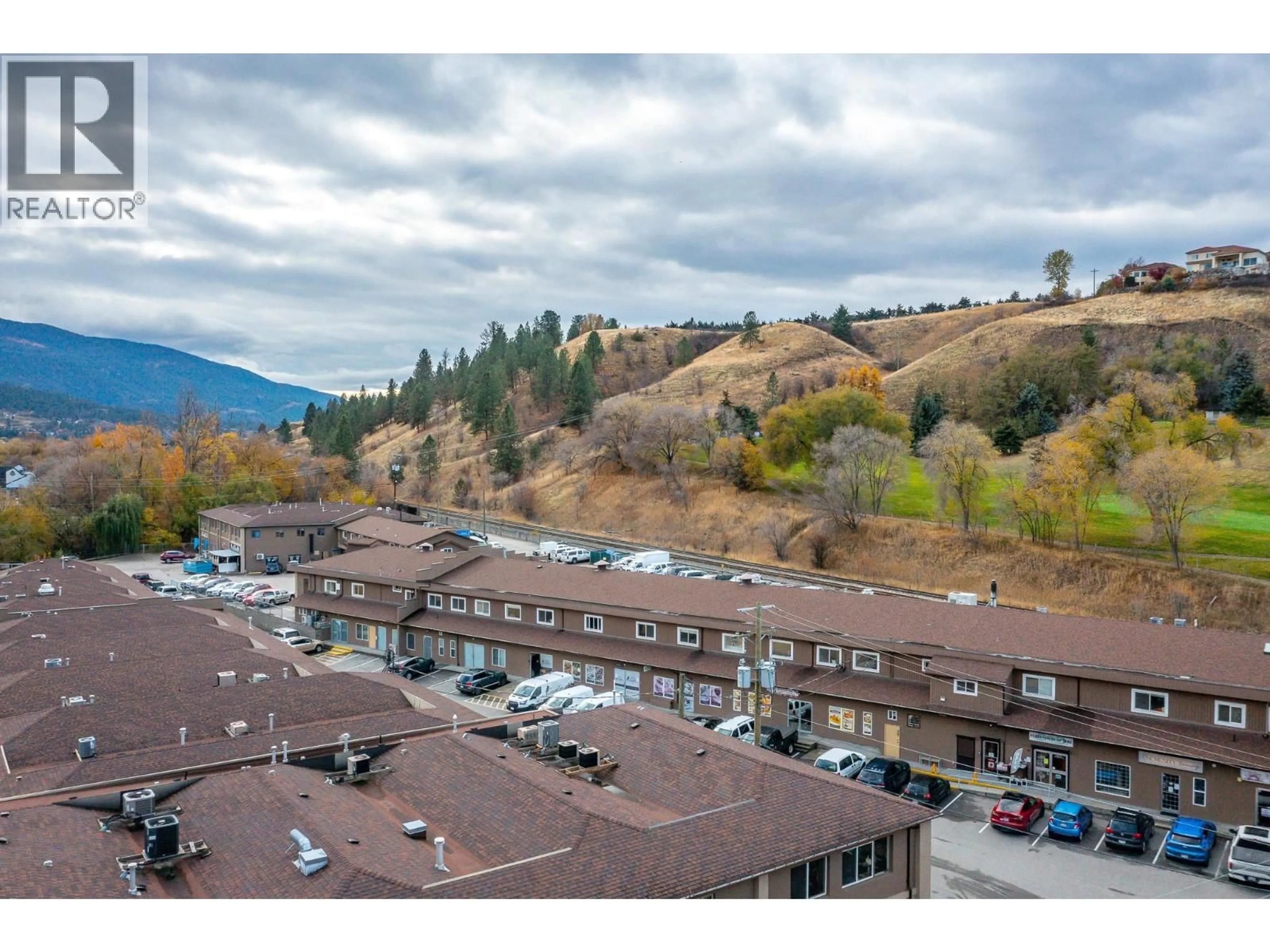 A pic from outside/outdoor area/front of a property/back of a property/a pic from drone, mountain view for 42, 43 - 100 KALAMALKA LAKE ROAD, Vernon British Columbia V1T9G1