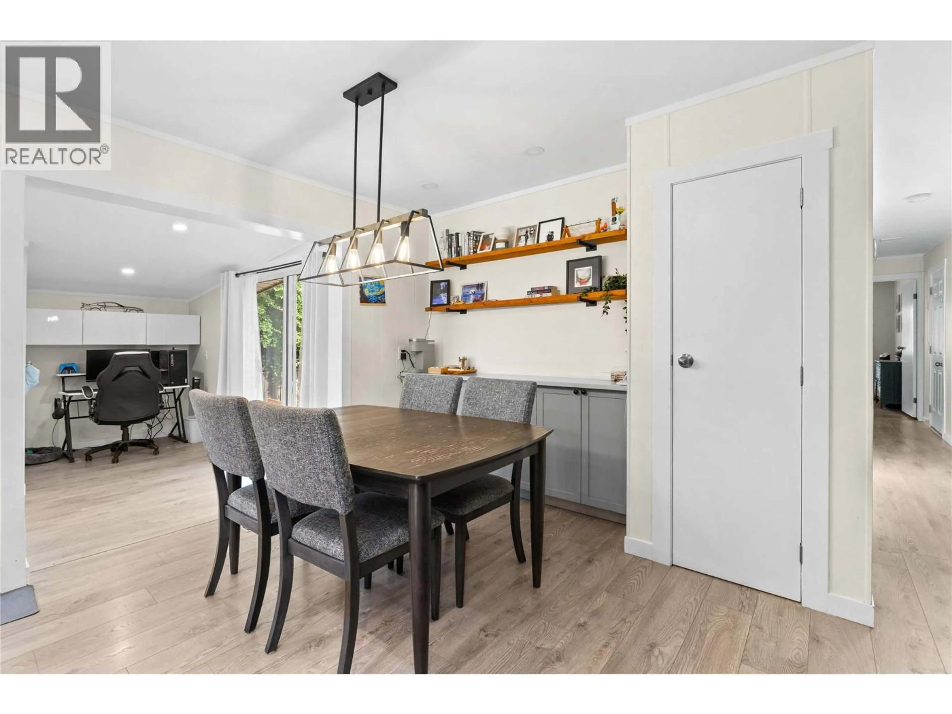 Open concept kitchen, wood/laminate floor for 26 - 2005 BOUCHERIE ROAD, West Kelowna British Columbia V4T1R4