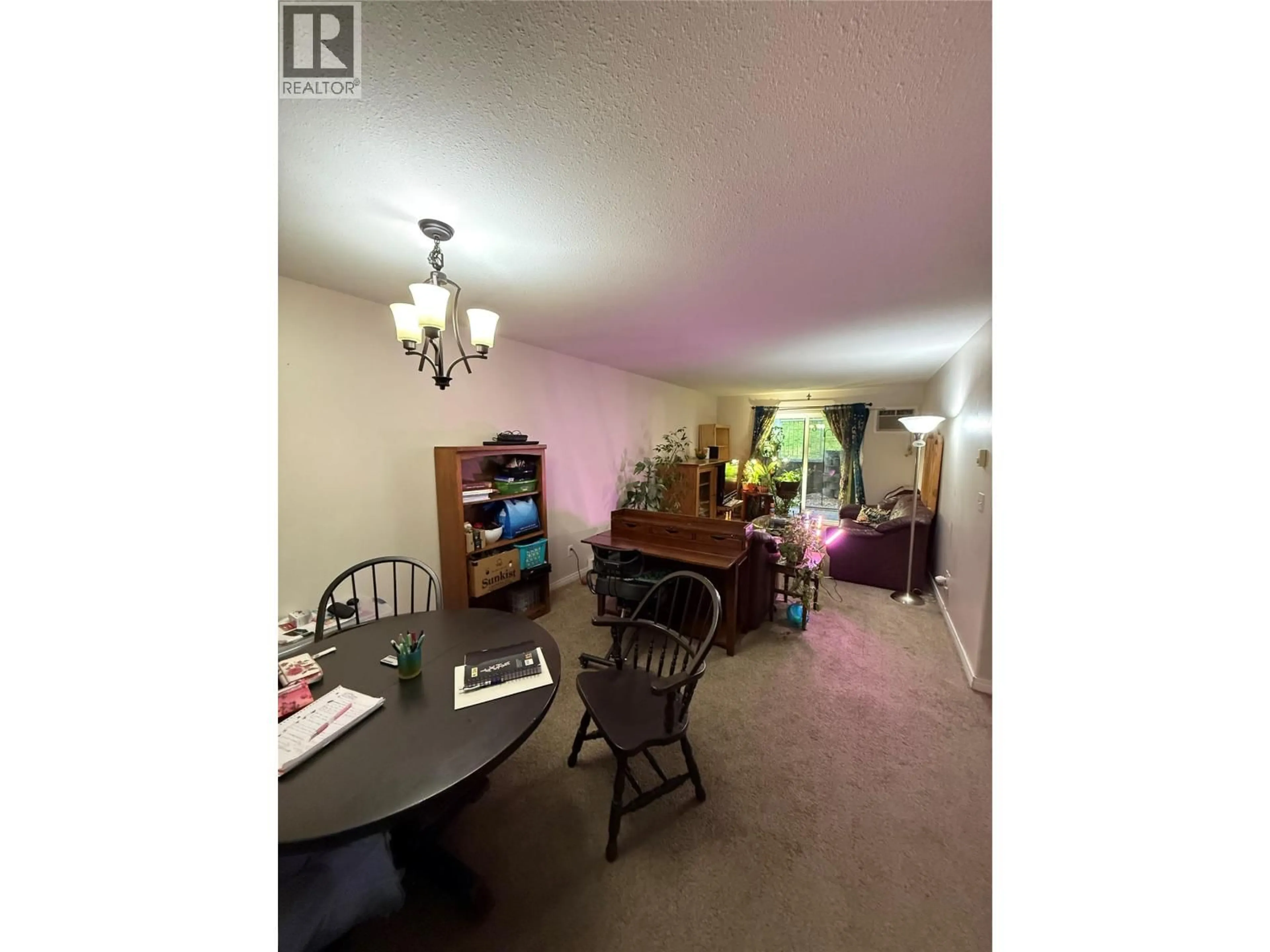 A pic of a room for 831 2ND STREET SOUTHEAST, Salmon Arm British Columbia V1E1S6