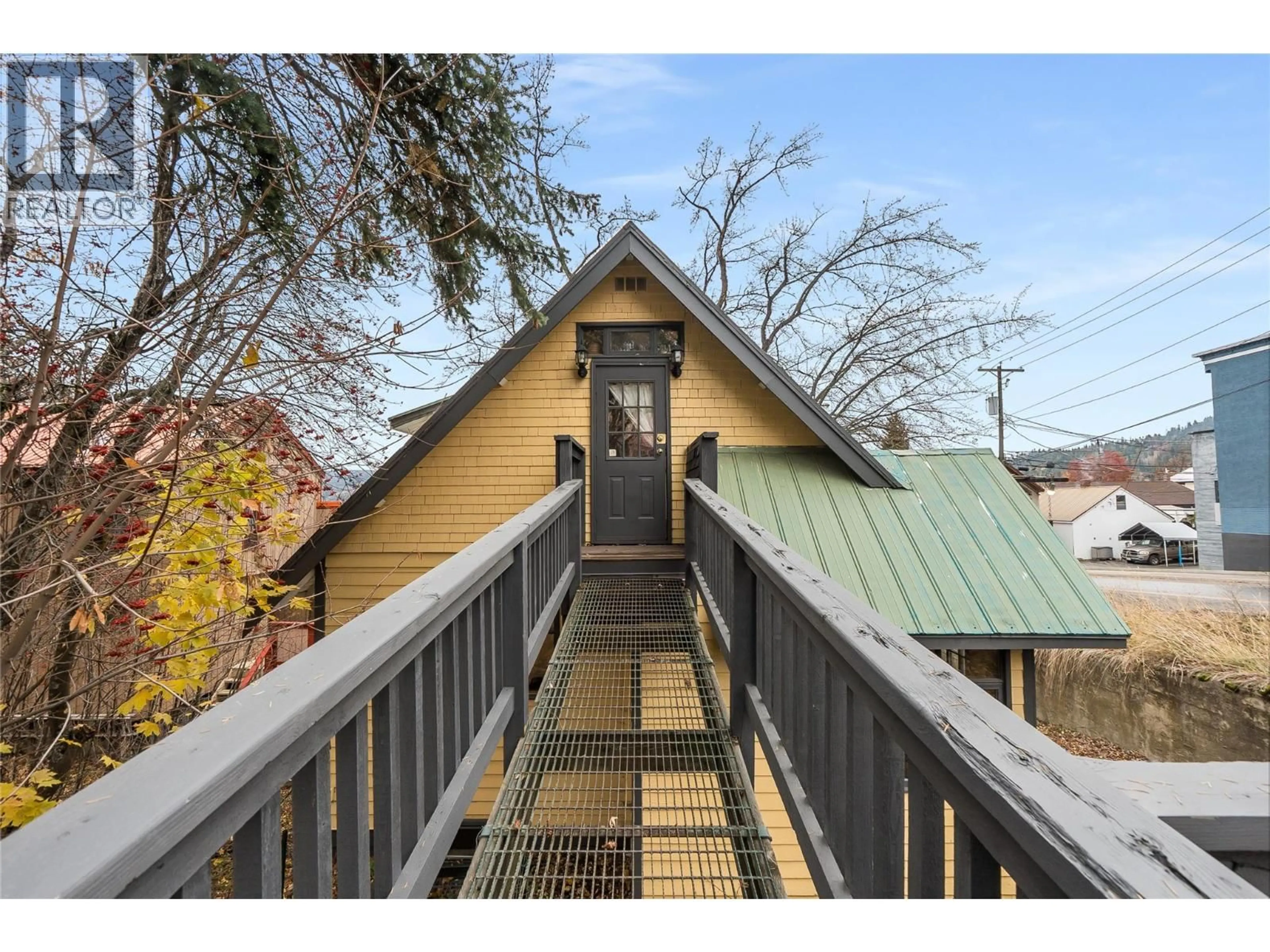 Unknown for 2207 COLUMBIA AVENUE, Rossland British Columbia V0G1Y0