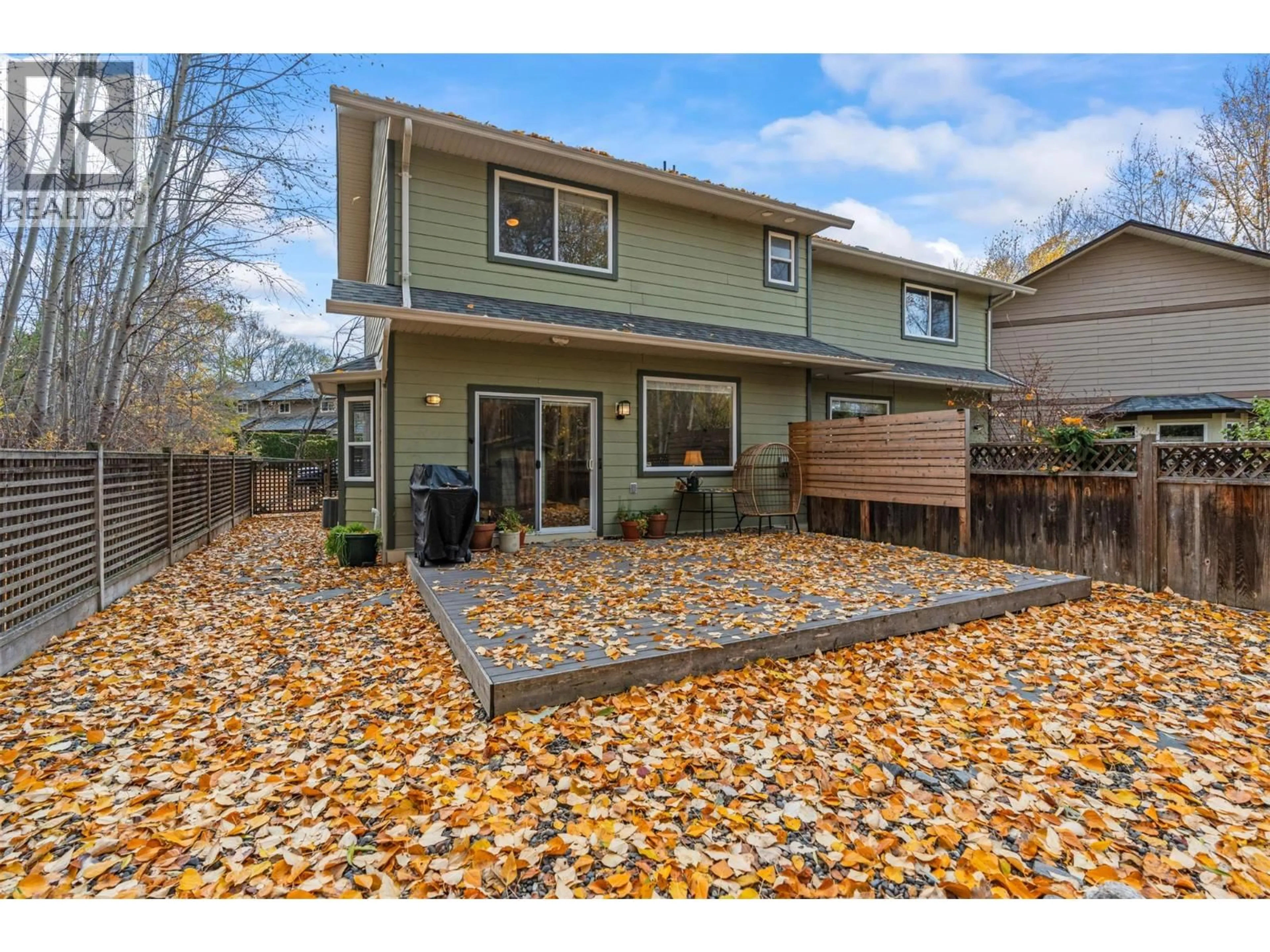 Home with vinyl exterior material, street for 10 - 5101 19 STREET, Vernon British Columbia V1T9V8