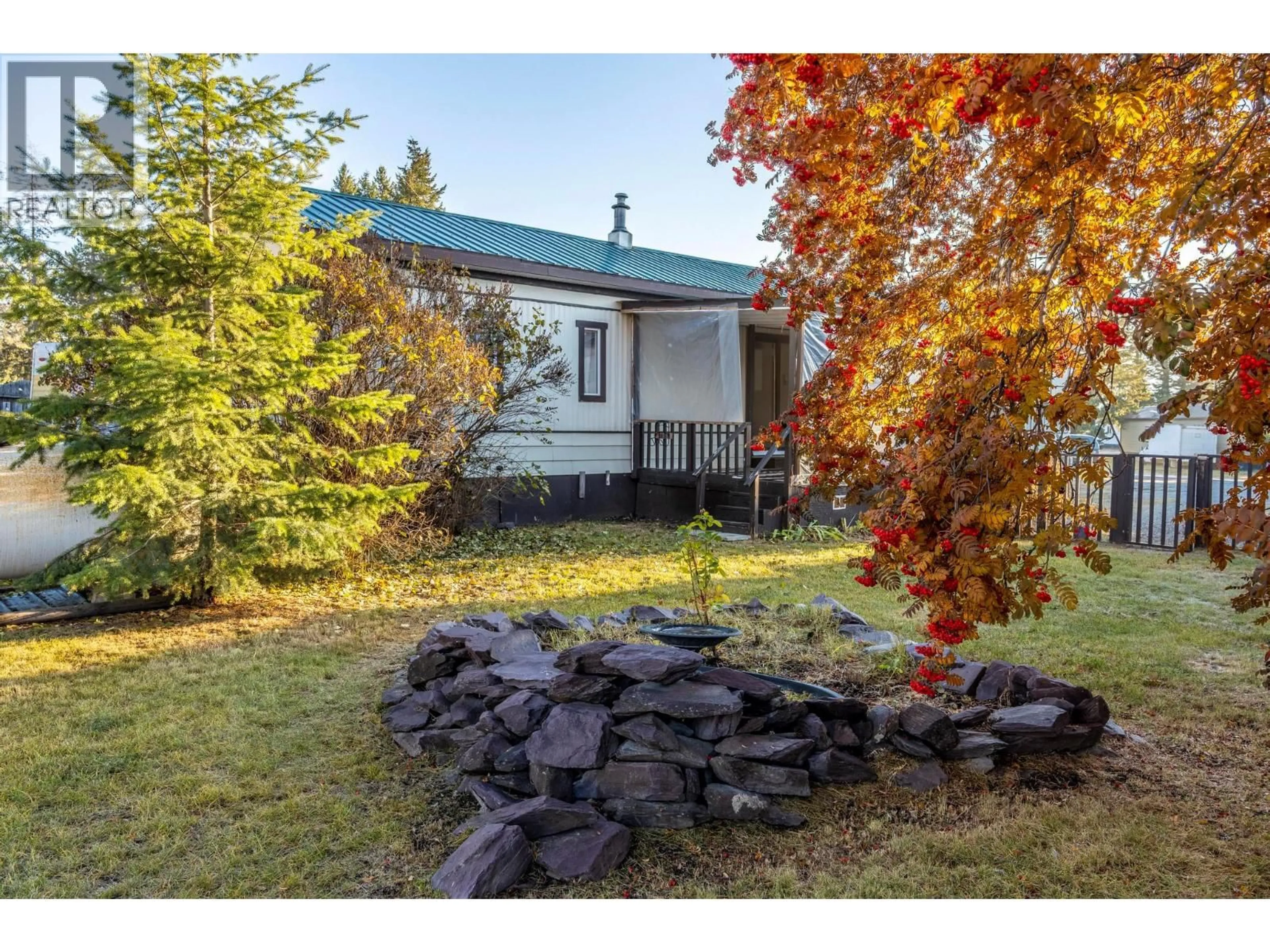 A pic from outside/outdoor area/front of a property/back of a property/a pic from drone, unknown for 21 - 1422 GOLDEN VIEW ROAD, Golden British Columbia V0A1H0