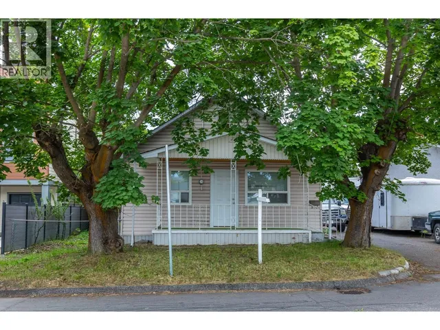 3905 26 STREET, Vernon 2