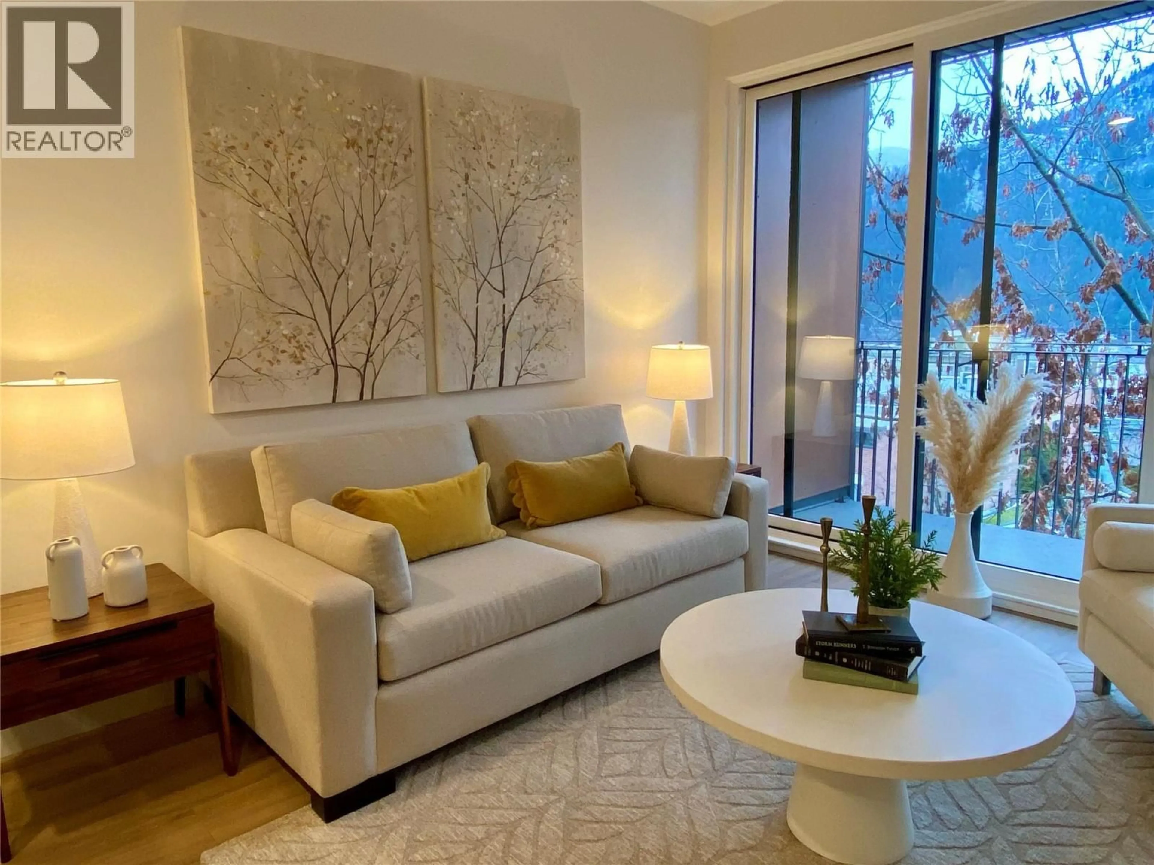 Living room with furniture, unknown for 404 - 514 VICTORIA STREET, Nelson British Columbia V1L4K8