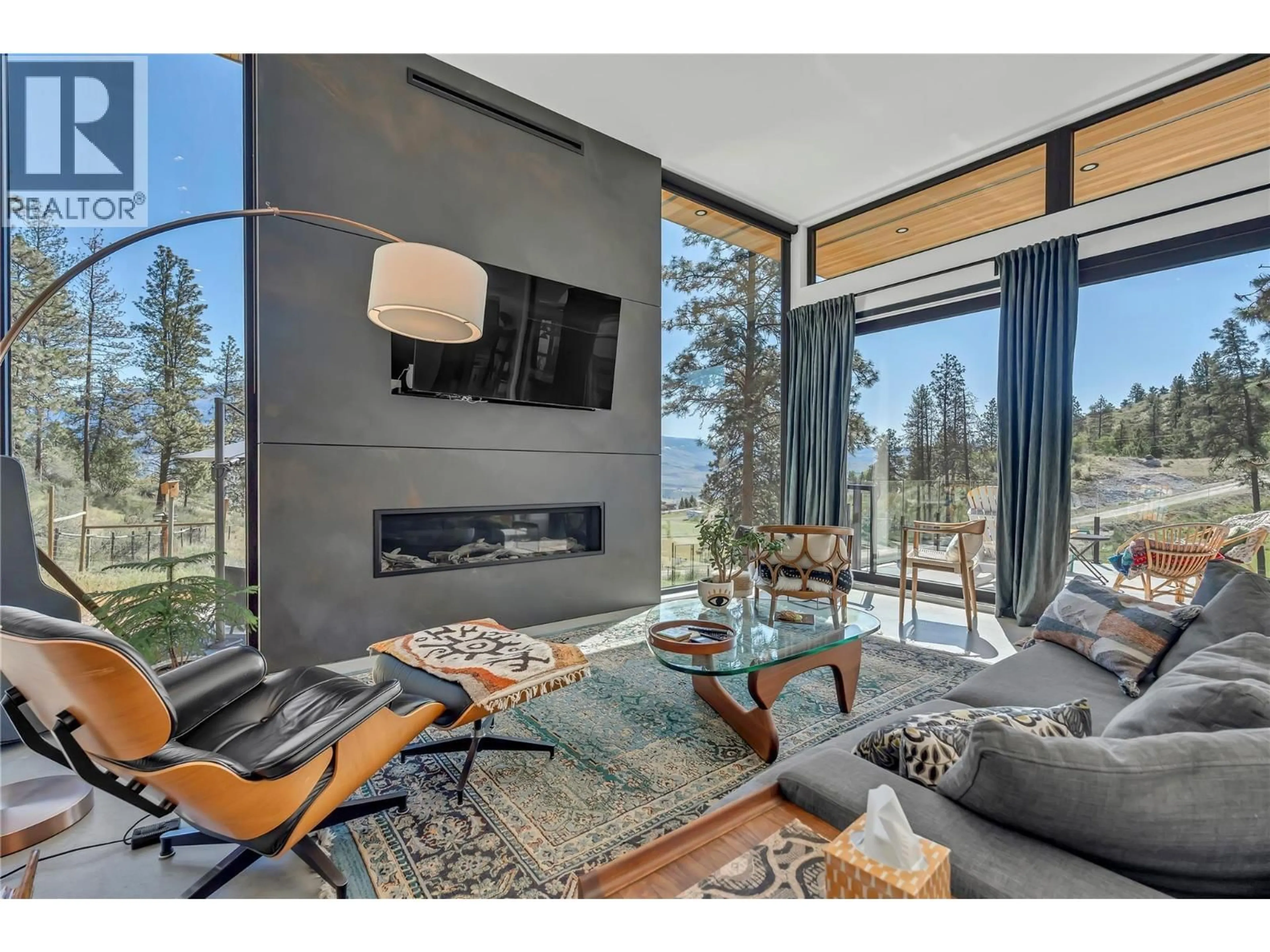 Living room with furniture, unknown for 503 WILSON MOUNTAIN ROAD, Oliver British Columbia V0H1T5