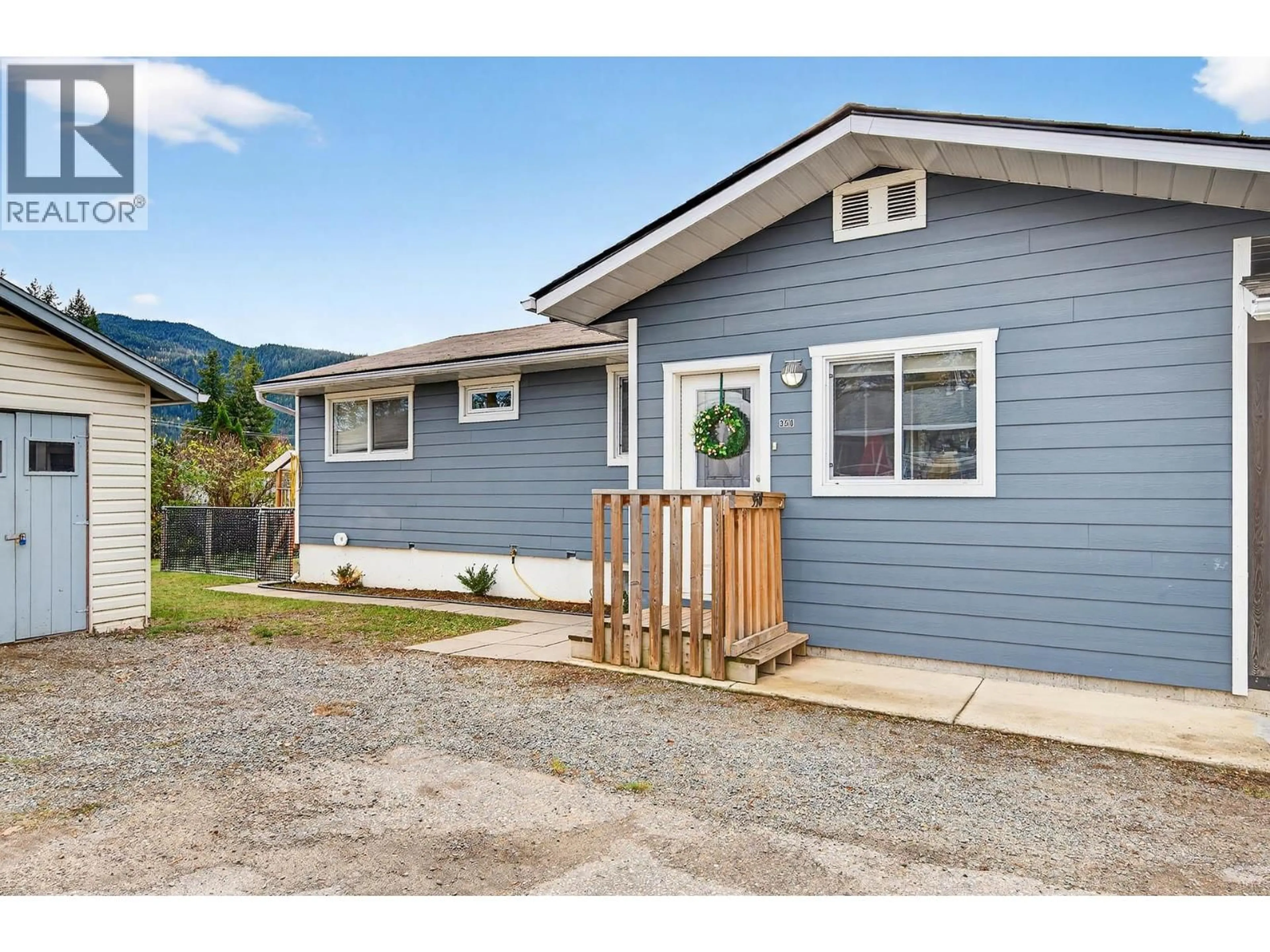 Home with vinyl exterior material, mountain view for 358 HELMCKEN STREET, Clearwater British Columbia V0E1N1