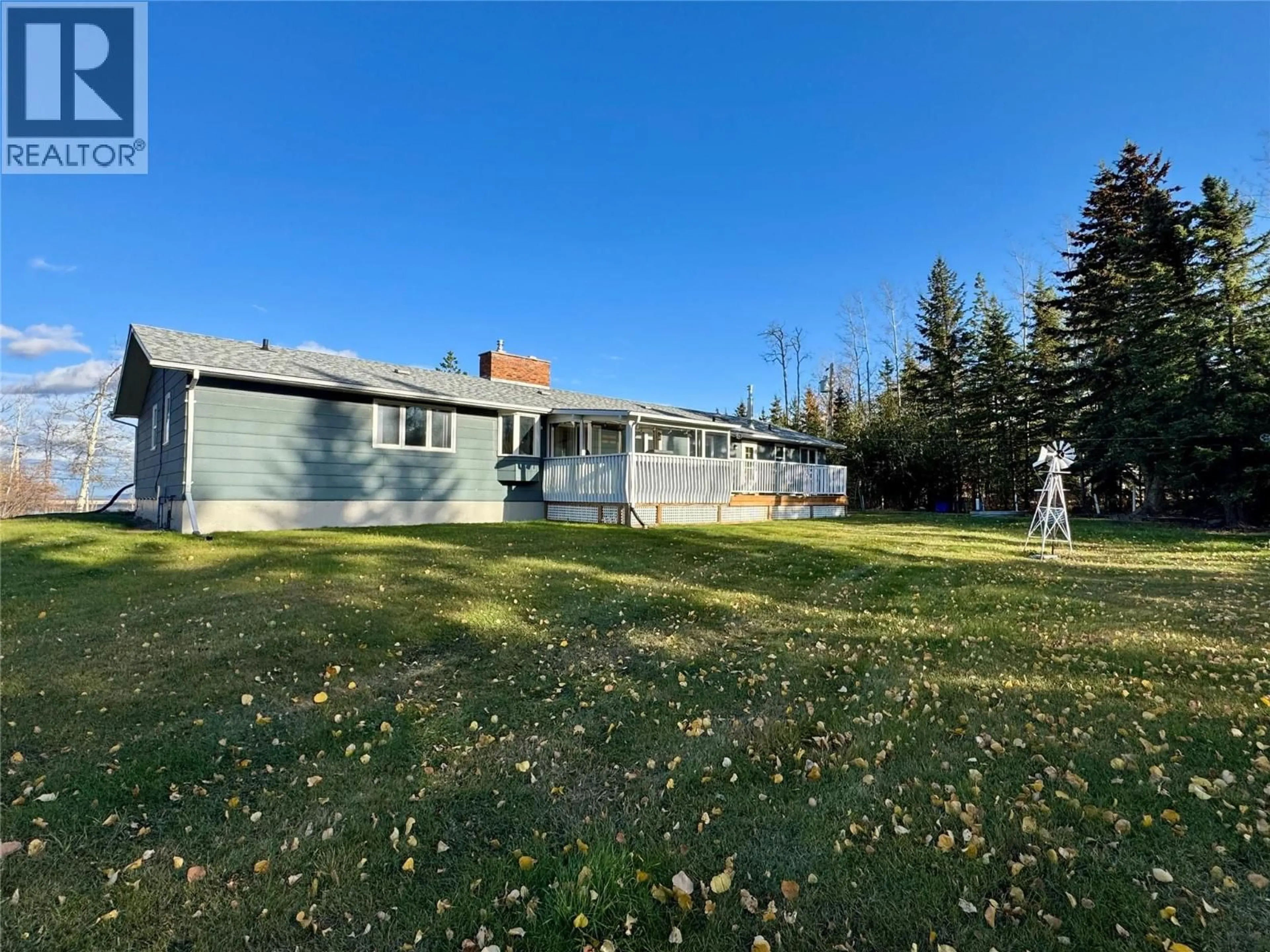 A pic from outside/outdoor area/front of a property/back of a property/a pic from drone, unknown for 13065 219 ROAD, Dawson Creek British Columbia V1G1C0