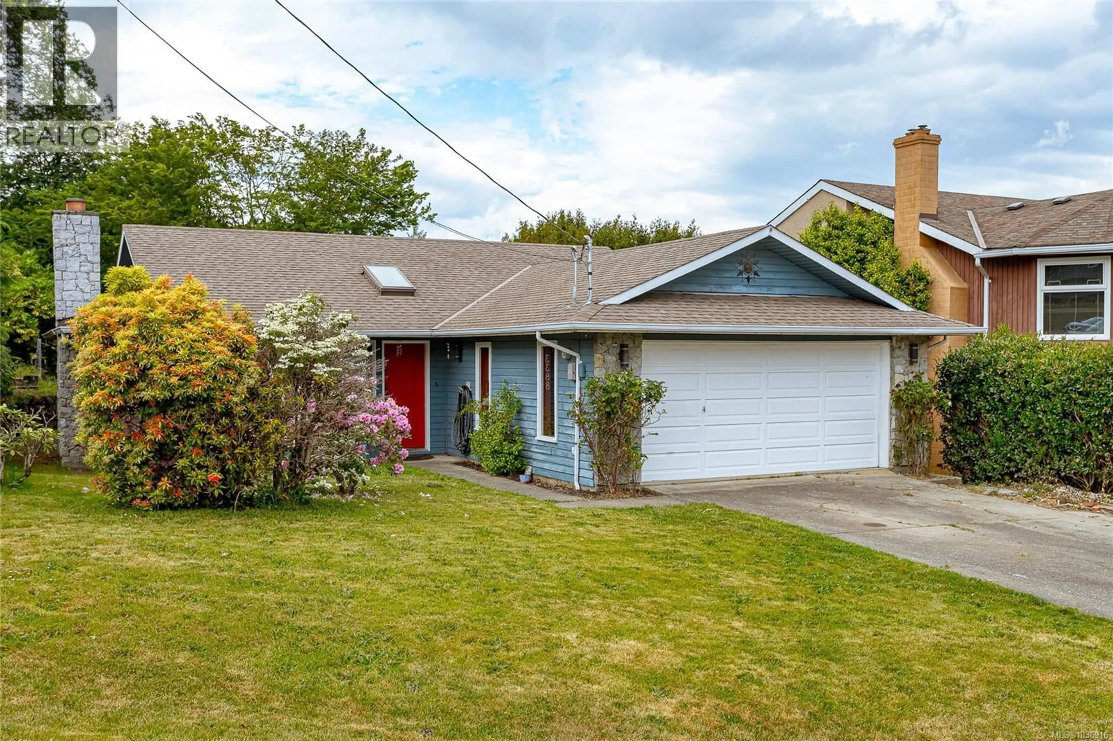 Home with vinyl exterior material, street for 3388 ST. TROY PLACE, Colwood British Columbia V9C3J9