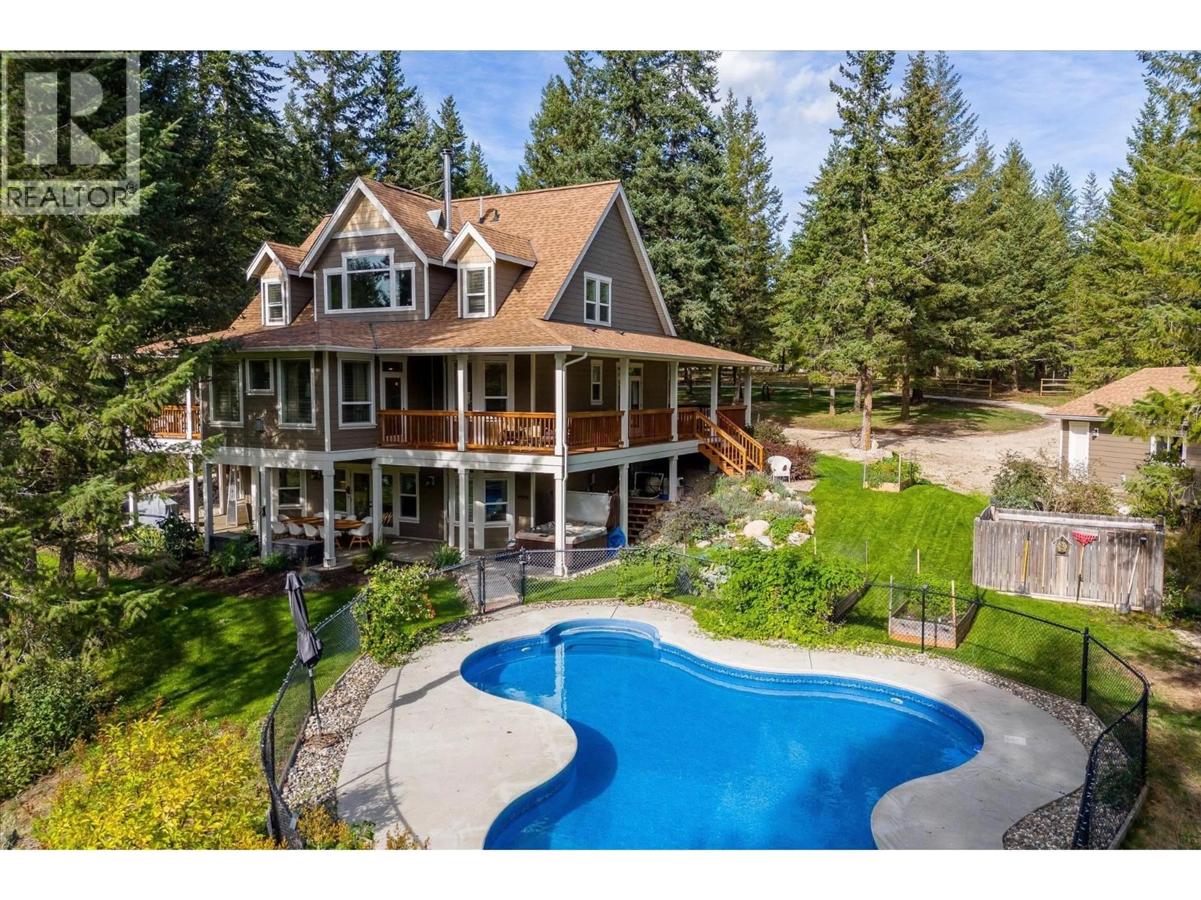 A pic from outside/outdoor area/front of a property/back of a property/a pic from drone, water/lake/river/ocean view for 192 LOUIE VIEW DRIVE, Lumby British Columbia V0E2G1