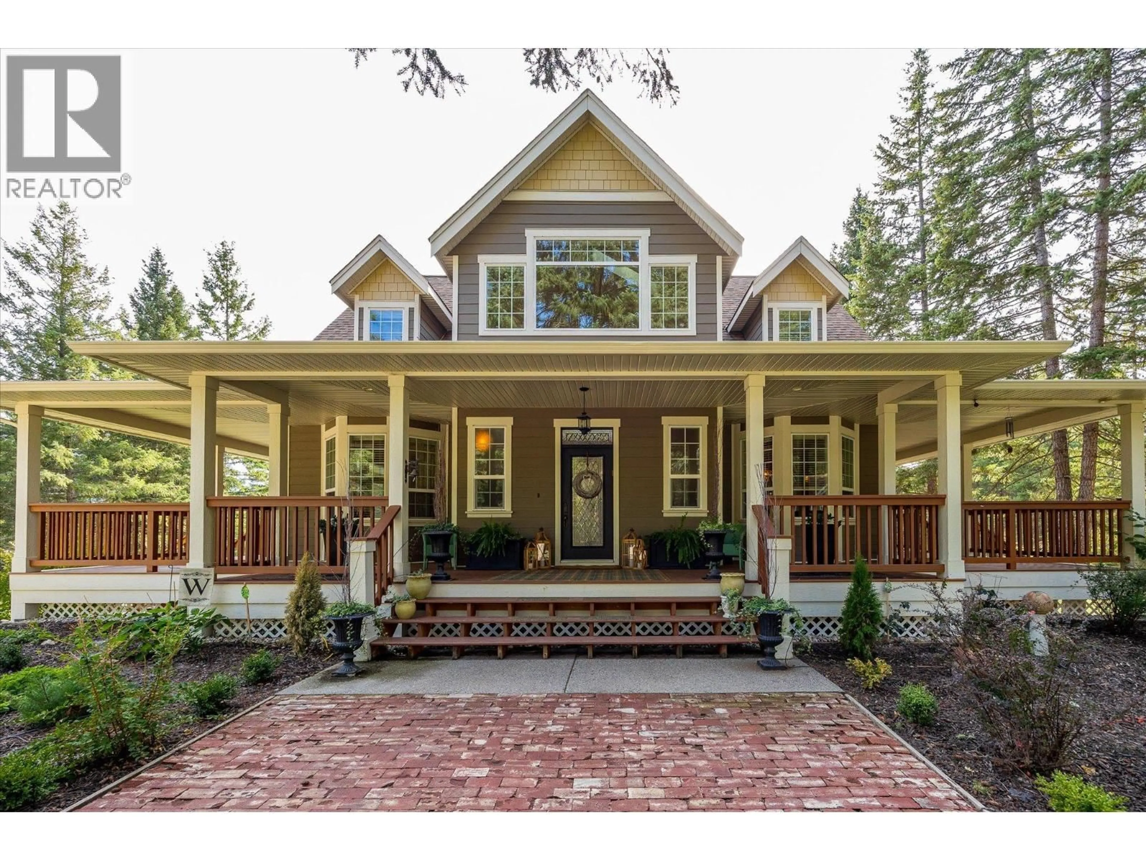 Home with vinyl exterior material, mountain view for 192 LOUIE VIEW DRIVE, Lumby British Columbia V0E2G1