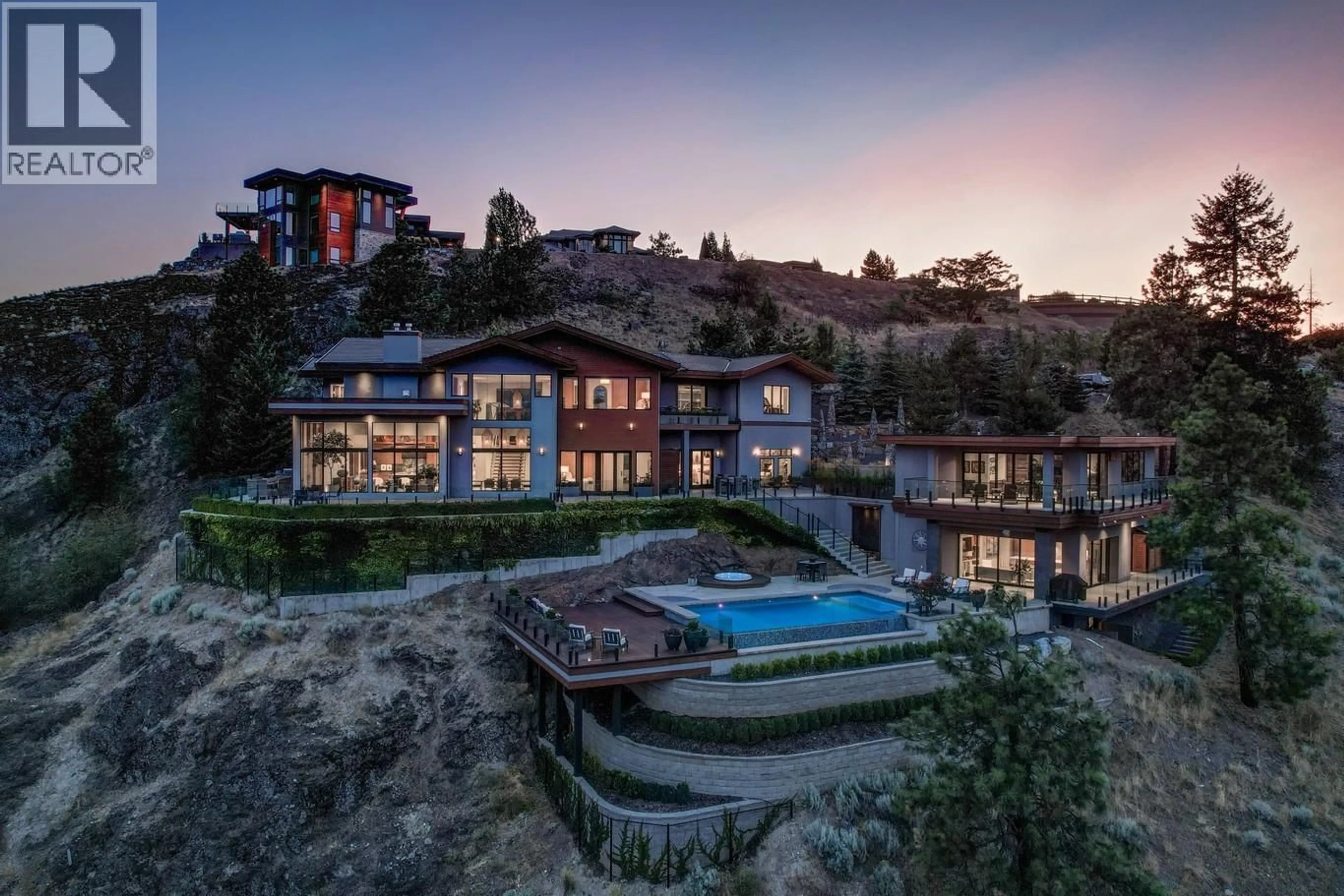 Unknown for 733 FORESTRIDGE LANE, Kelowna British Columbia V6E0C5