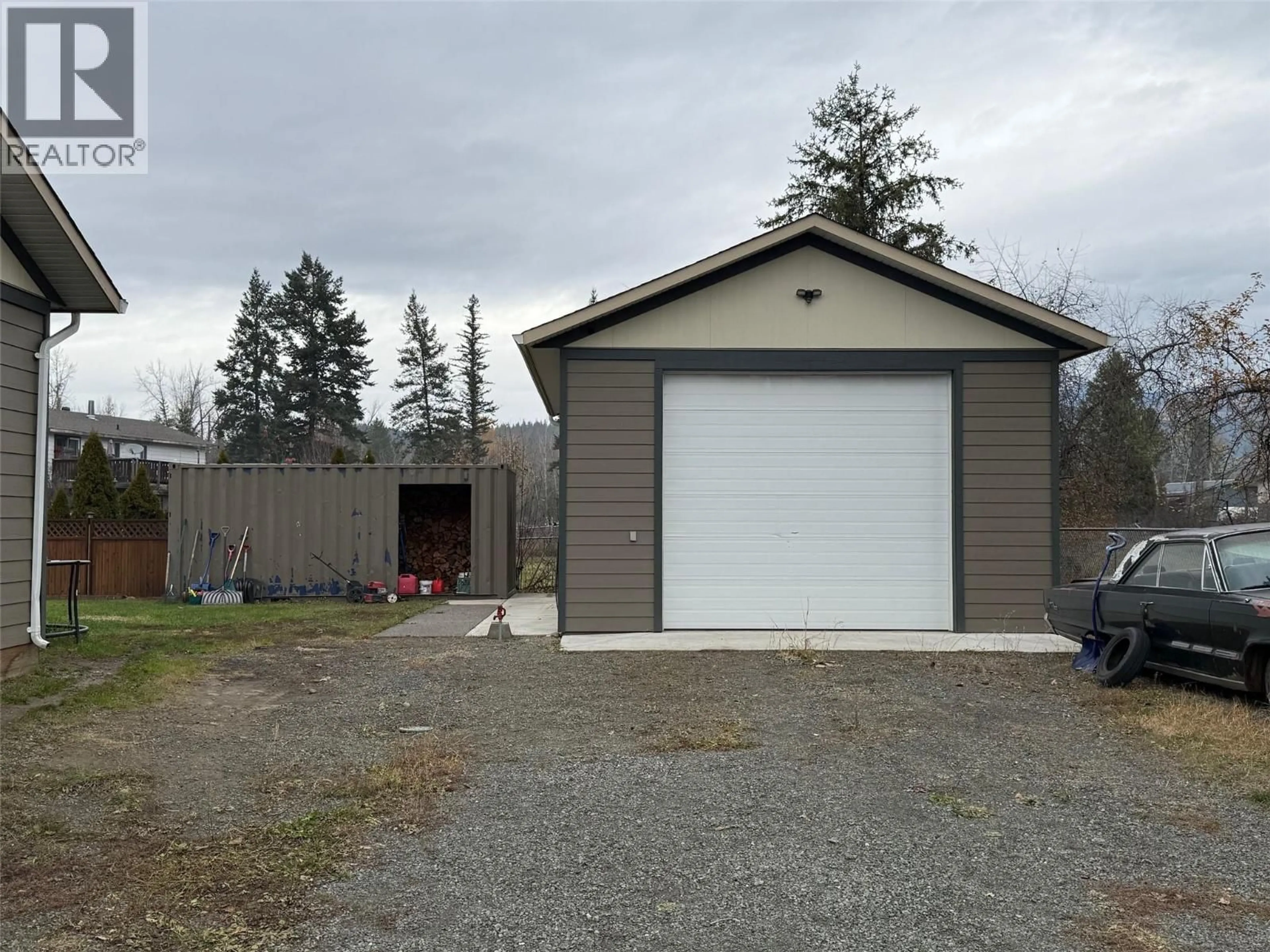 Indoor garage for 535 BARKLEY ROAD, Barriere British Columbia V0E1E0