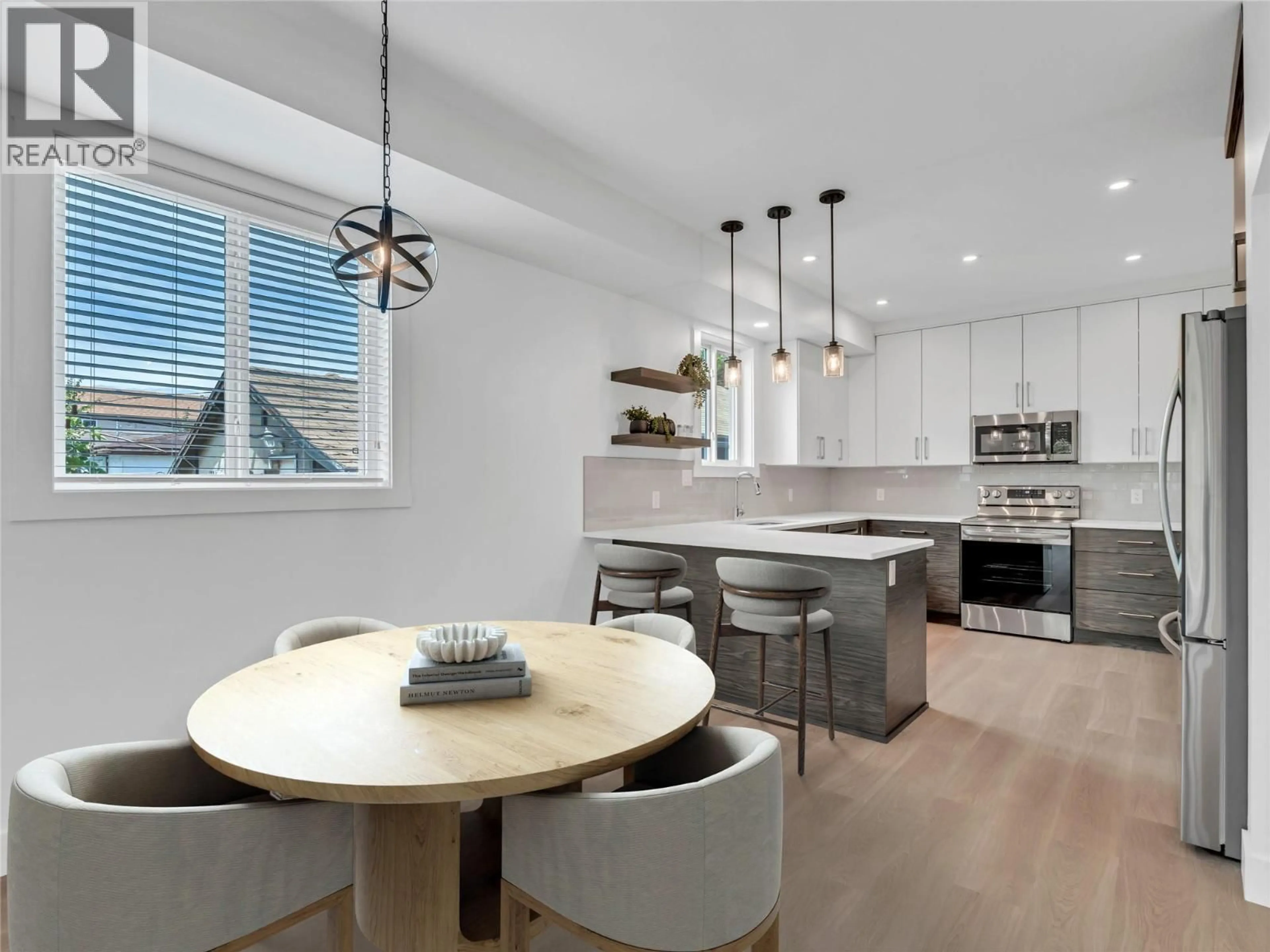 Open concept kitchen, unknown for 102 - 453 MAURICE STREET, Penticton British Columbia V2A5V8