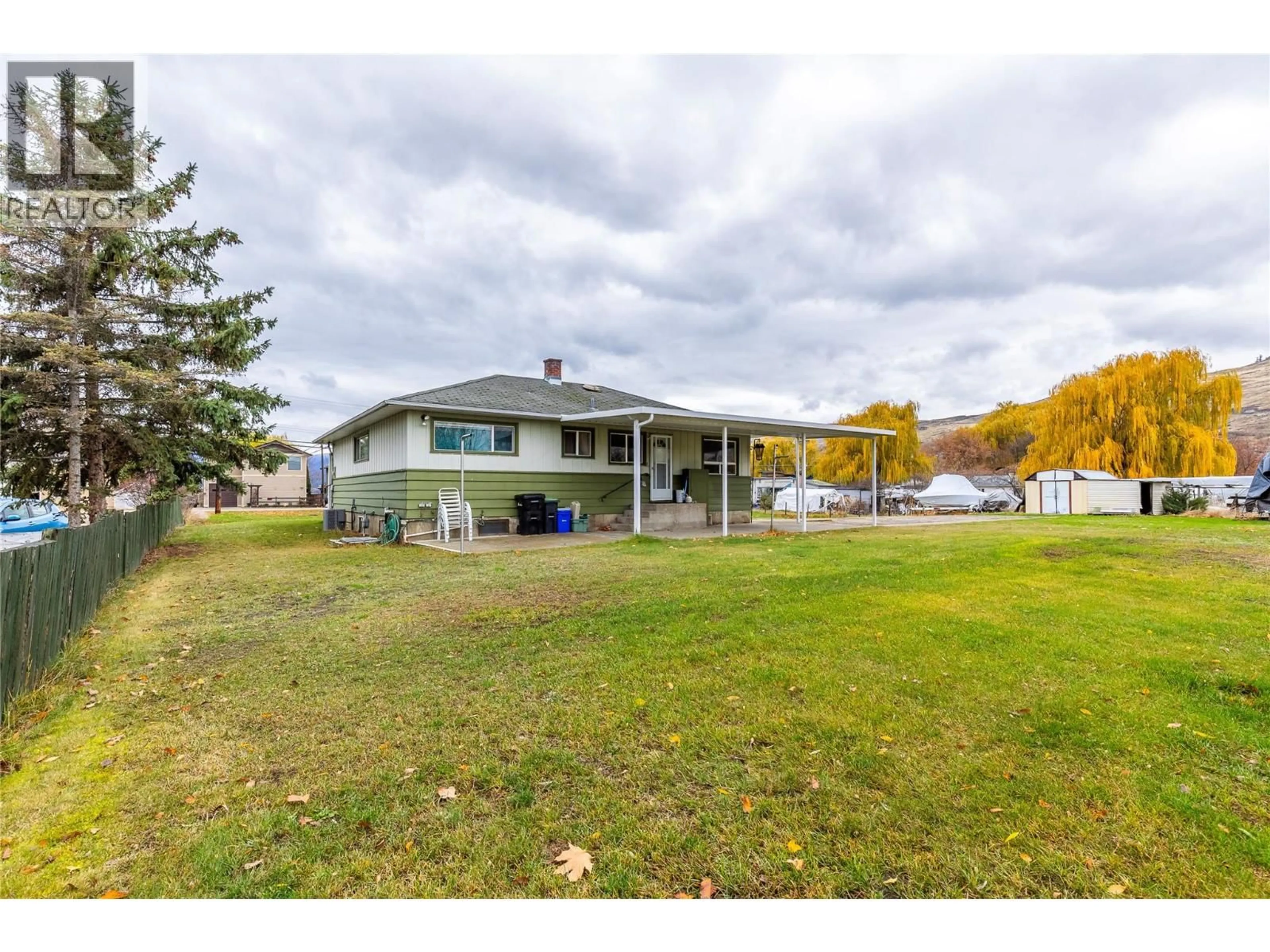 A pic from outside/outdoor area/front of a property/back of a property/a pic from drone, water/lake/river/ocean view for 2619 LAKESHORE ROAD, Vernon British Columbia V1H1N1