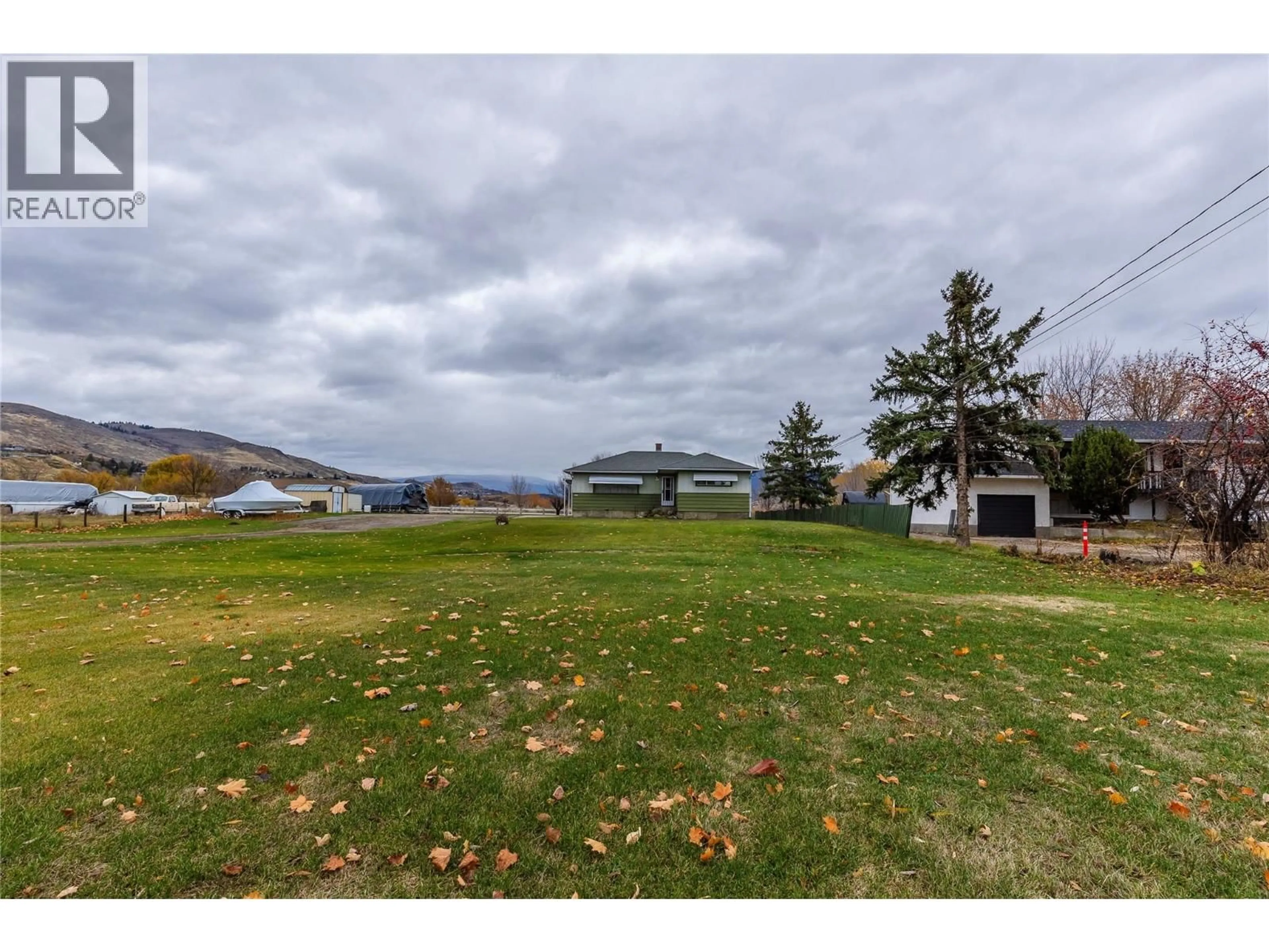 A pic from outside/outdoor area/front of a property/back of a property/a pic from drone, water/lake/river/ocean view for 2619 LAKESHORE ROAD, Vernon British Columbia V1H1N1