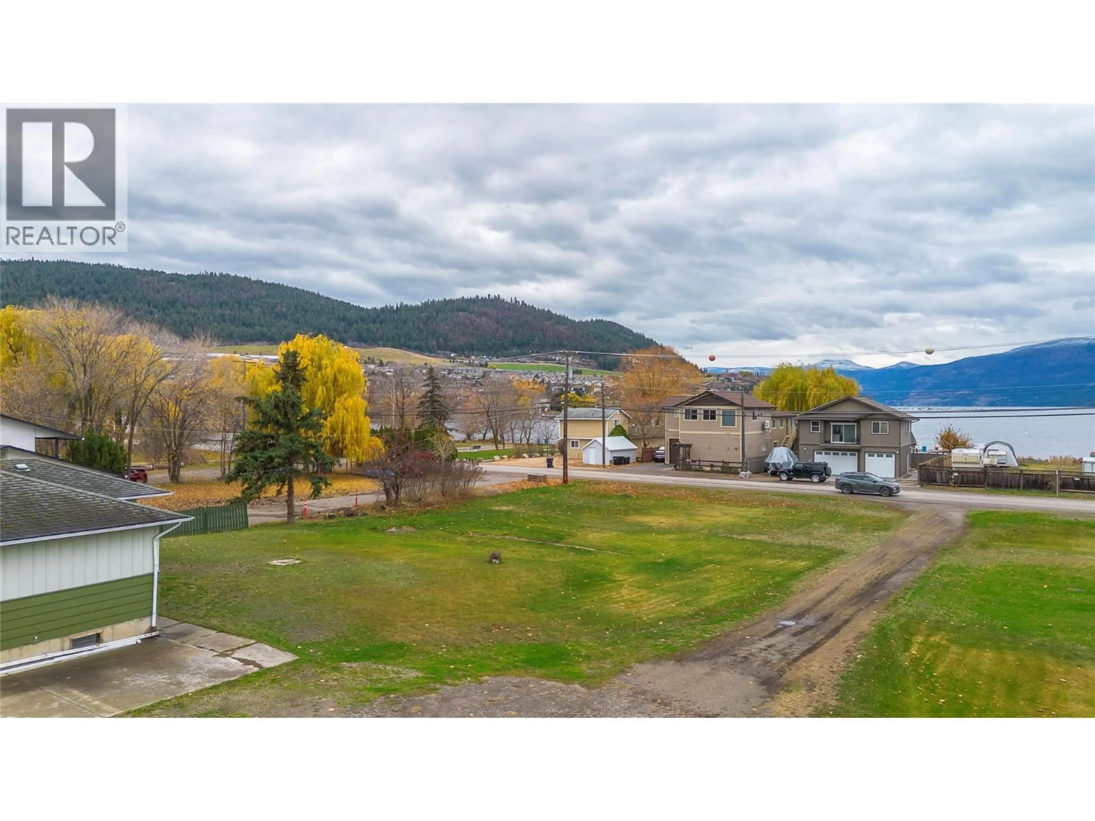 A pic from outside/outdoor area/front of a property/back of a property/a pic from drone, mountain view for 2619 LAKESHORE ROAD, Vernon British Columbia V1H1N1