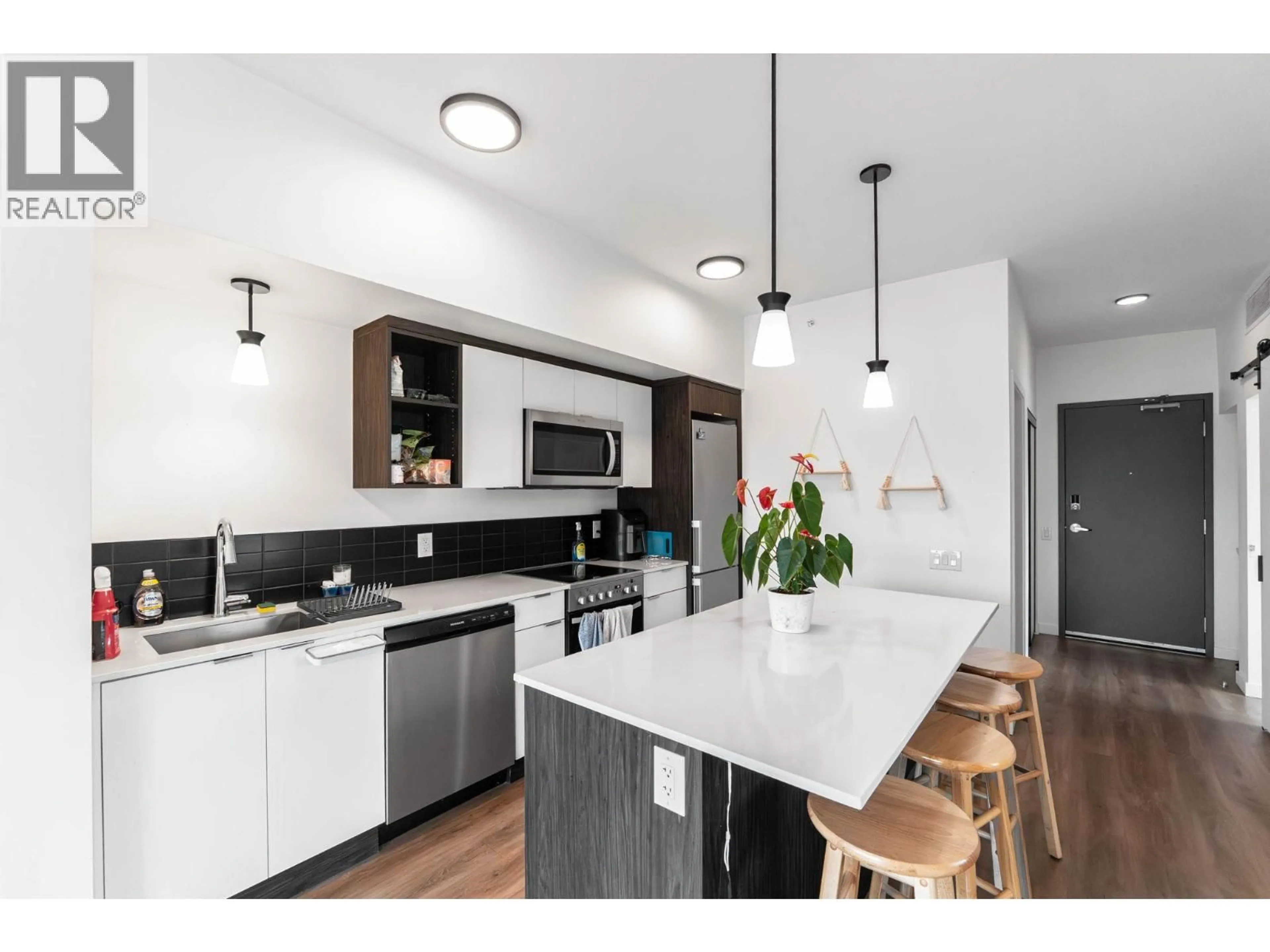 Open concept kitchen, unknown for 510 - 615 RUTLAND ROAD, Kelowna British Columbia V1V0B3