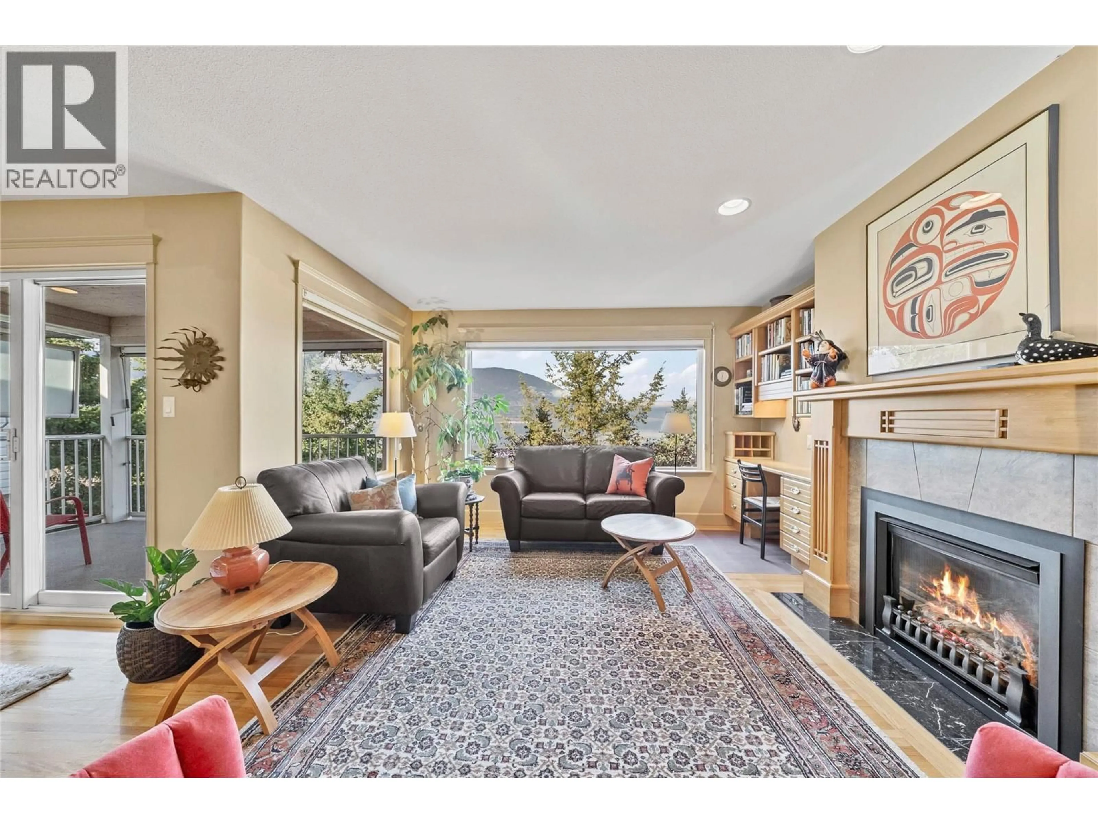 Living room with furniture, unknown for 33 - 1120 12 STREET NORTHEAST, Salmon Arm British Columbia V1E1B8