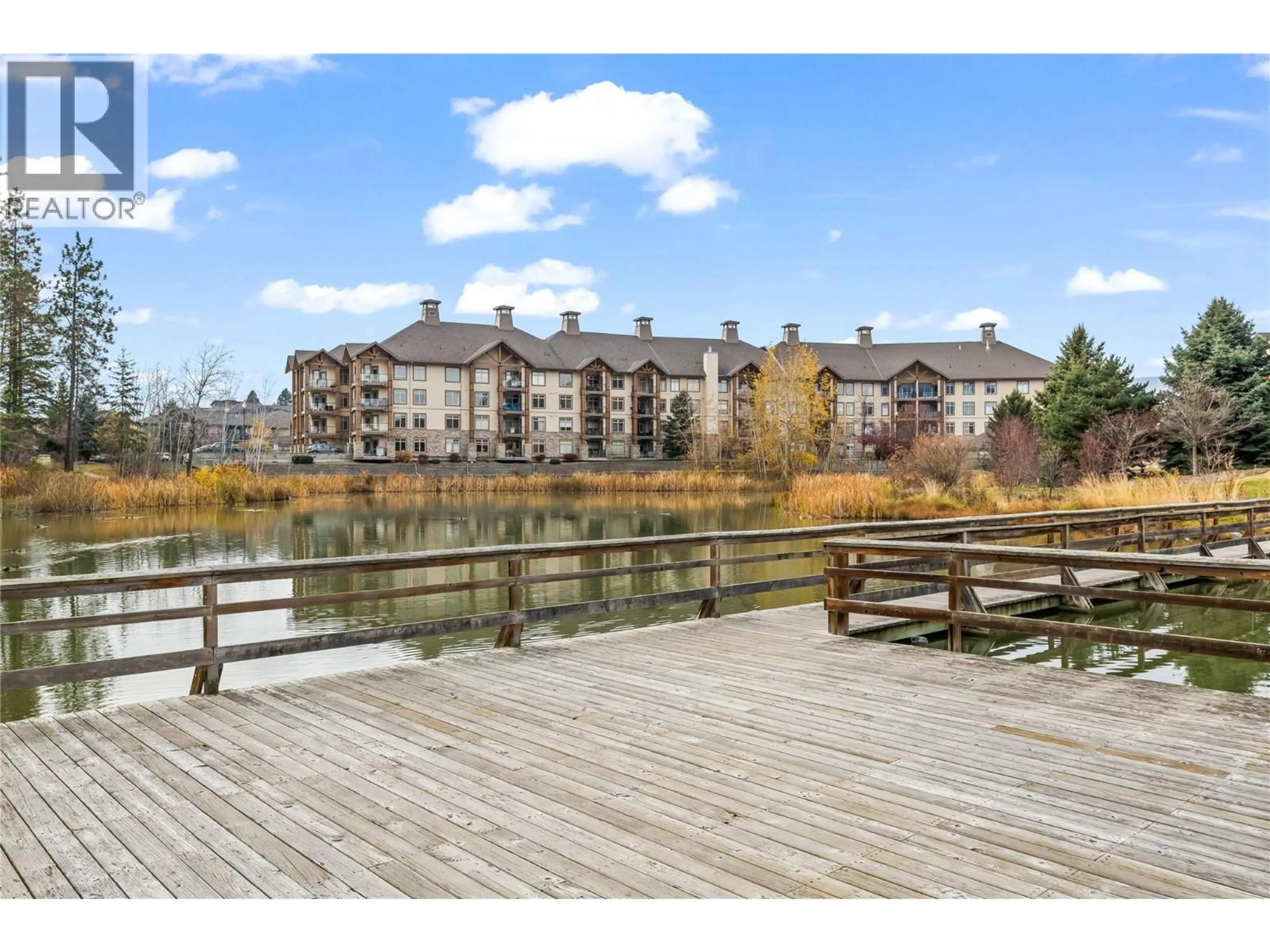 Patio, water/lake/river/ocean view for 203 - 2551 SHORELINE DRIVE, Lake Country British Columbia V4V2P2