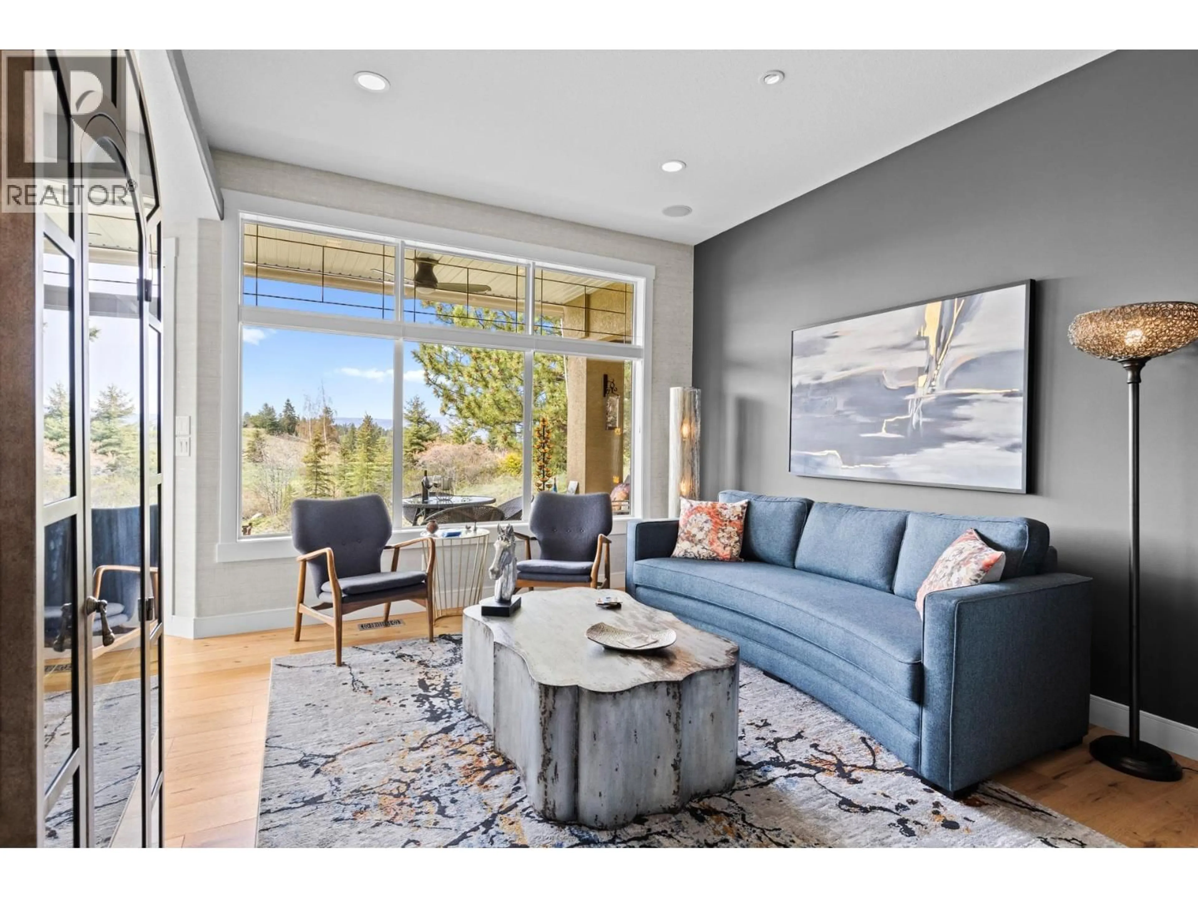 Living room with furniture, unknown for 17 - 3888 GALLAGHERS PINNACLE WAY, Kelowna British Columbia V1W3Z8