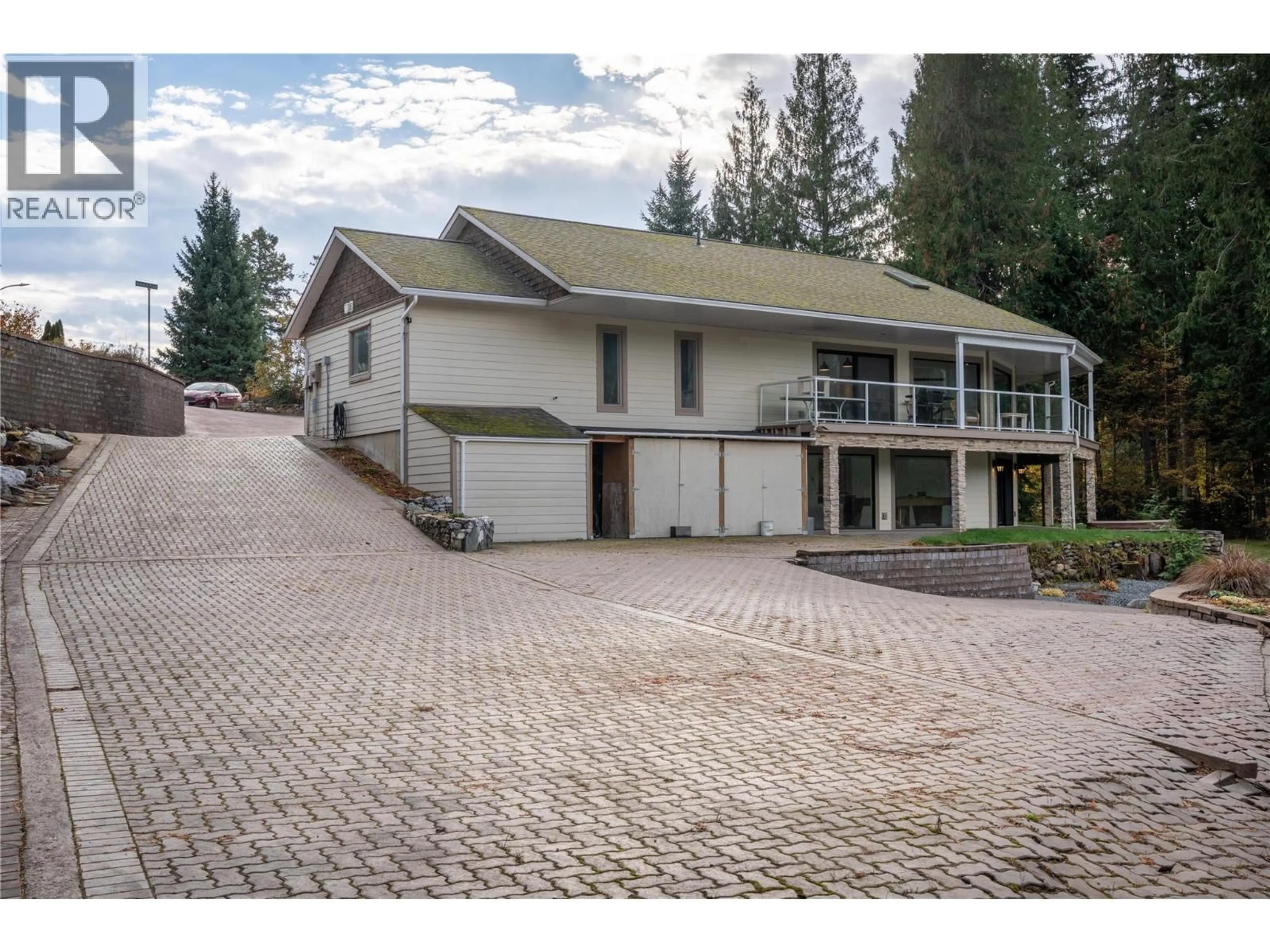 A pic from outside/outdoor area/front of a property/back of a property/a pic from drone, street for 149 COLBECK ROAD, Revelstoke British Columbia V0E2S0